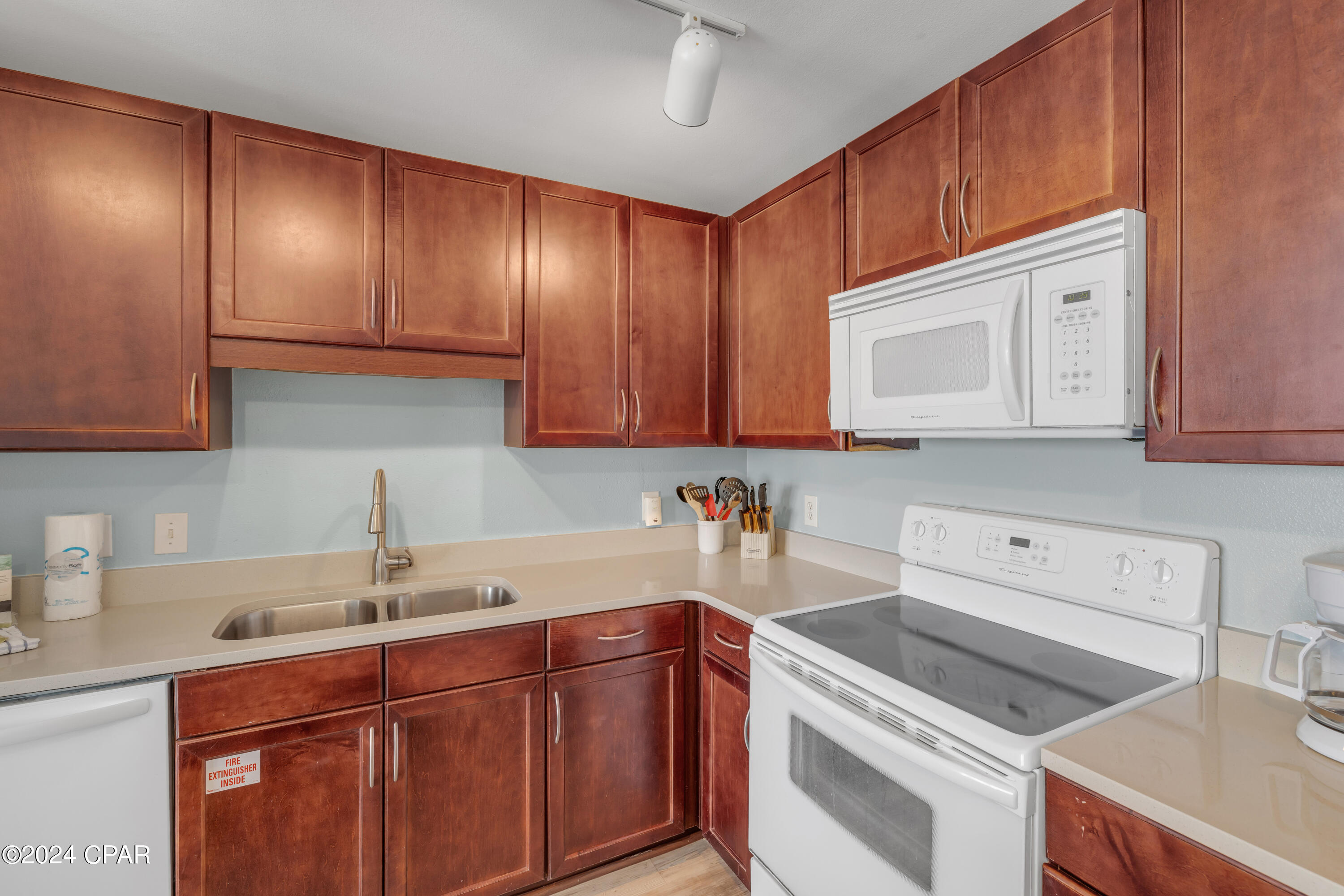 9860 S Thomas Drive 1826