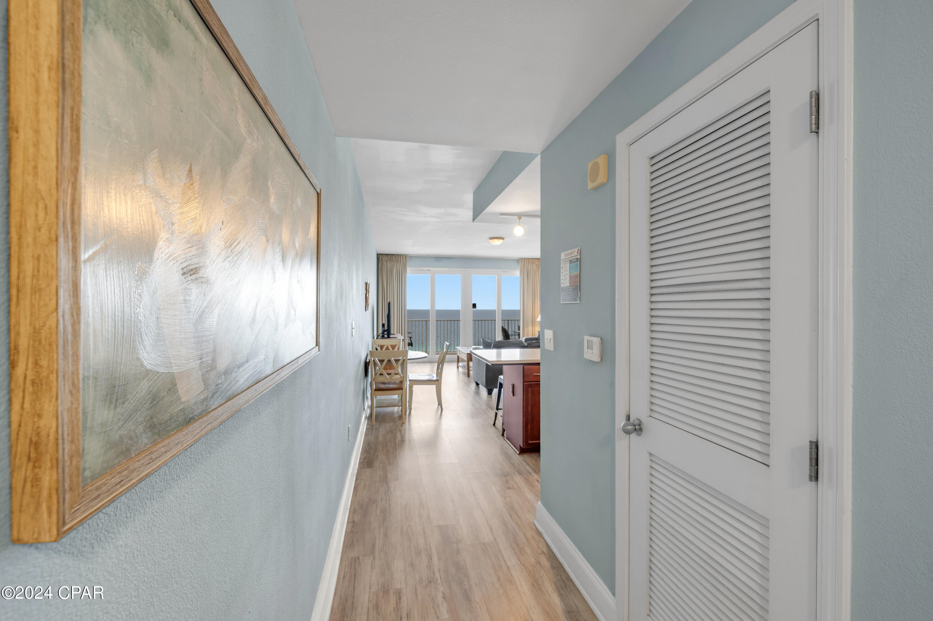 9860 S Thomas Drive 1826