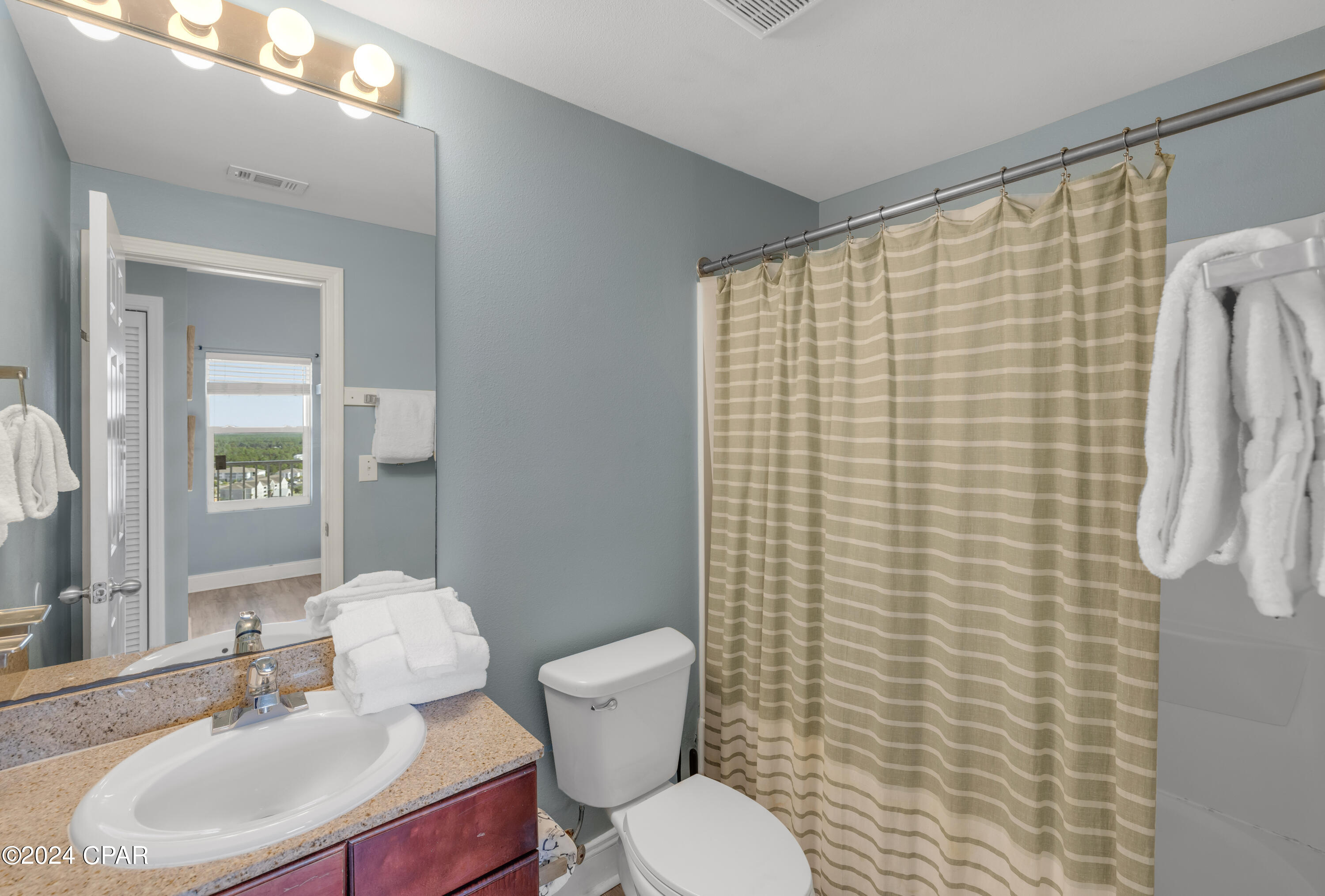 9860 S Thomas Drive 1826