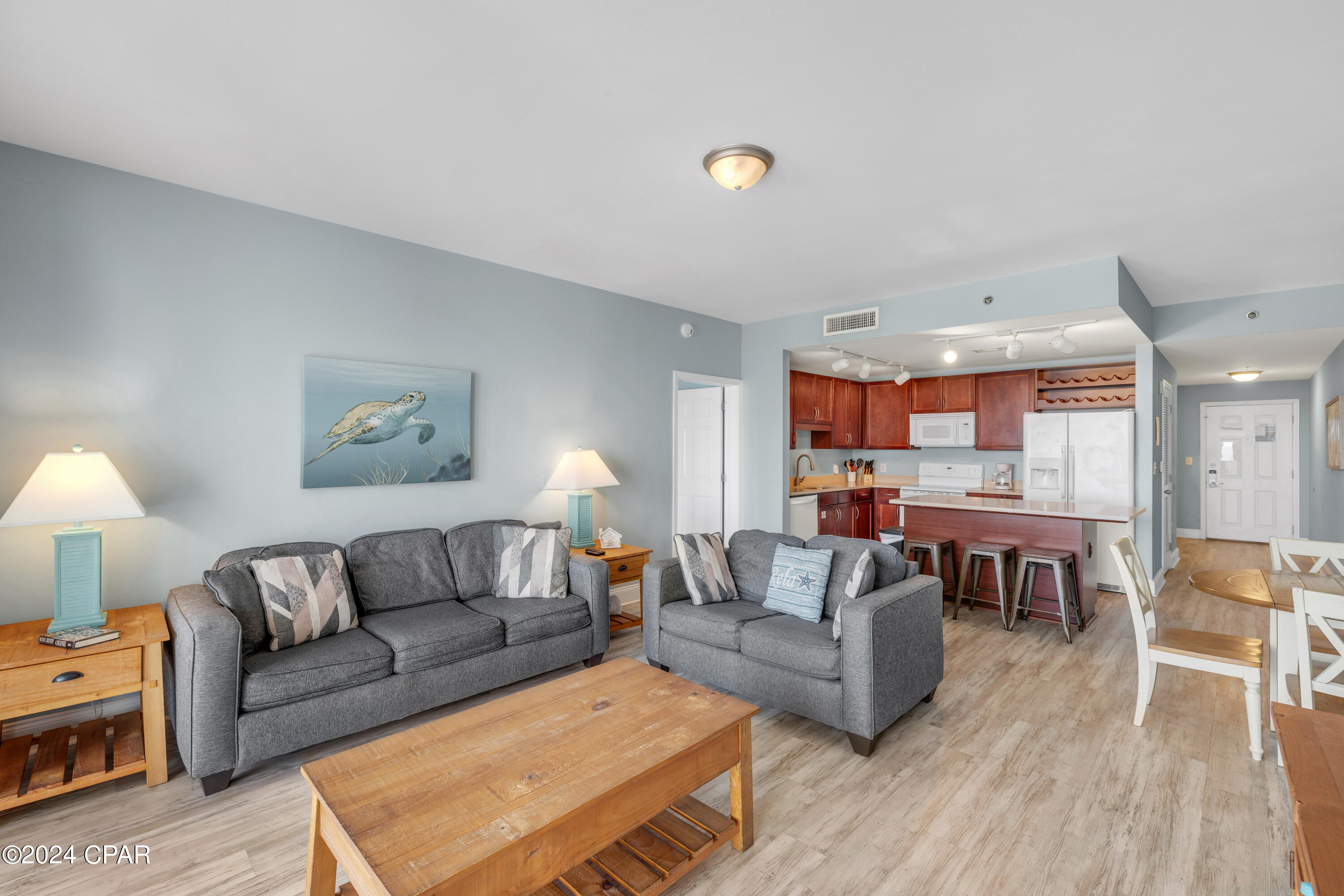 9860 S Thomas Drive 1826