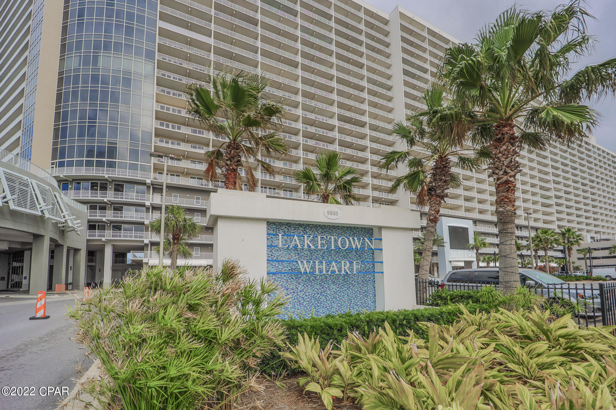 9860 S Thomas Drive 1605