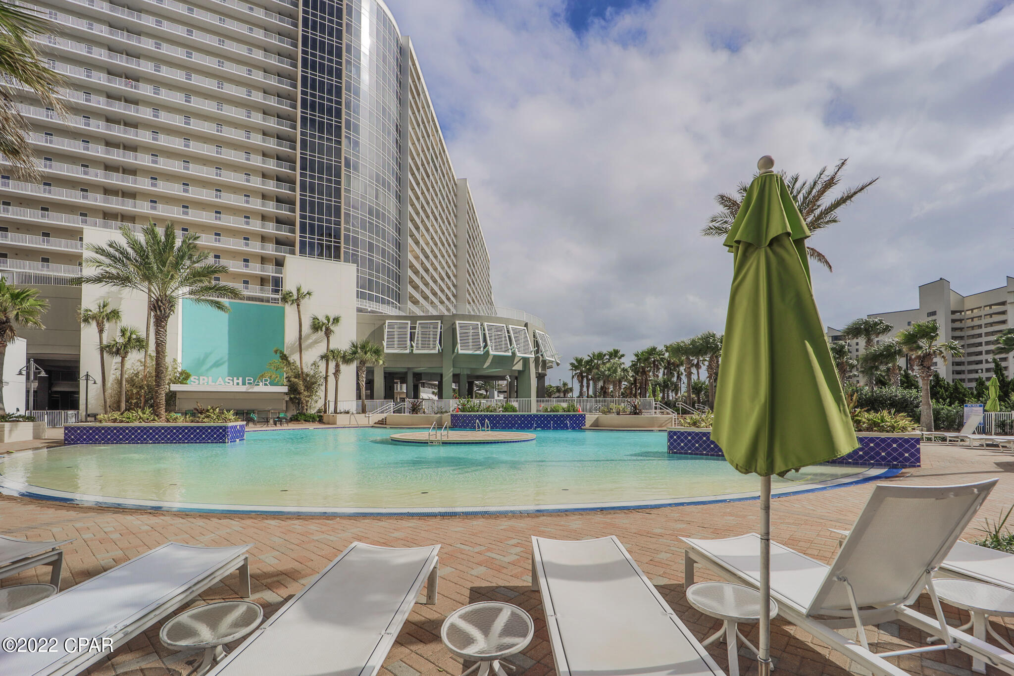 9860 S Thomas Drive 1605