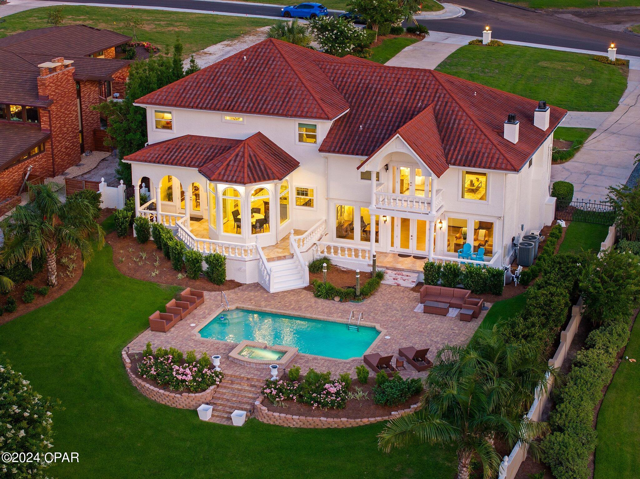 1309 Bayou Court