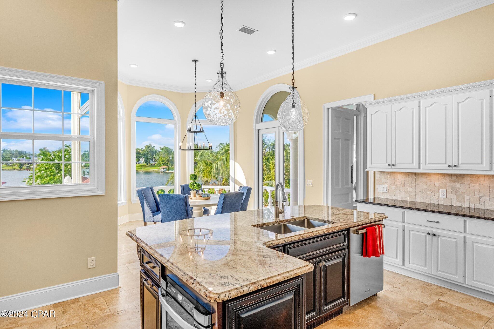 1309 Bayou Court