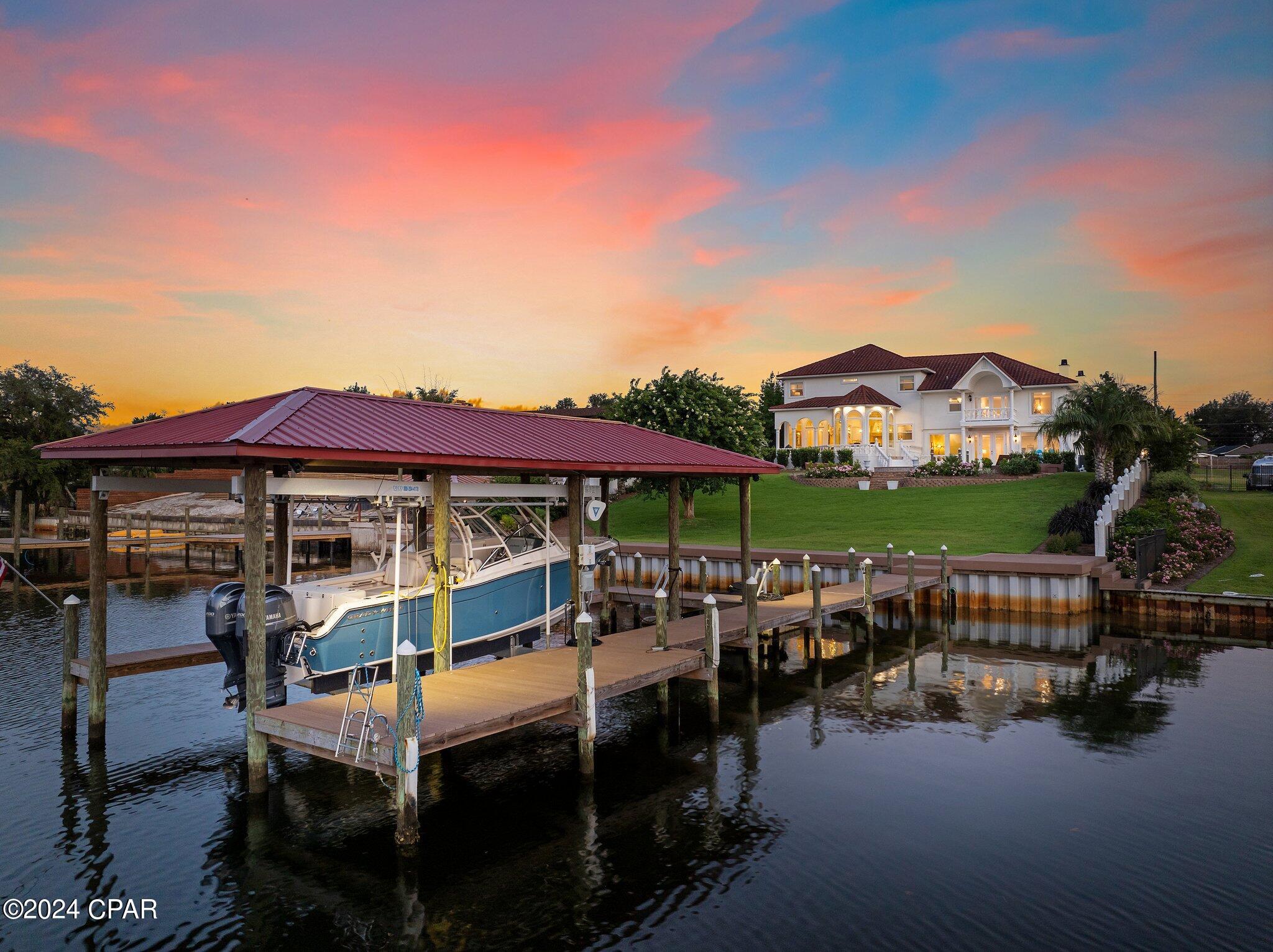 1309 Bayou Court