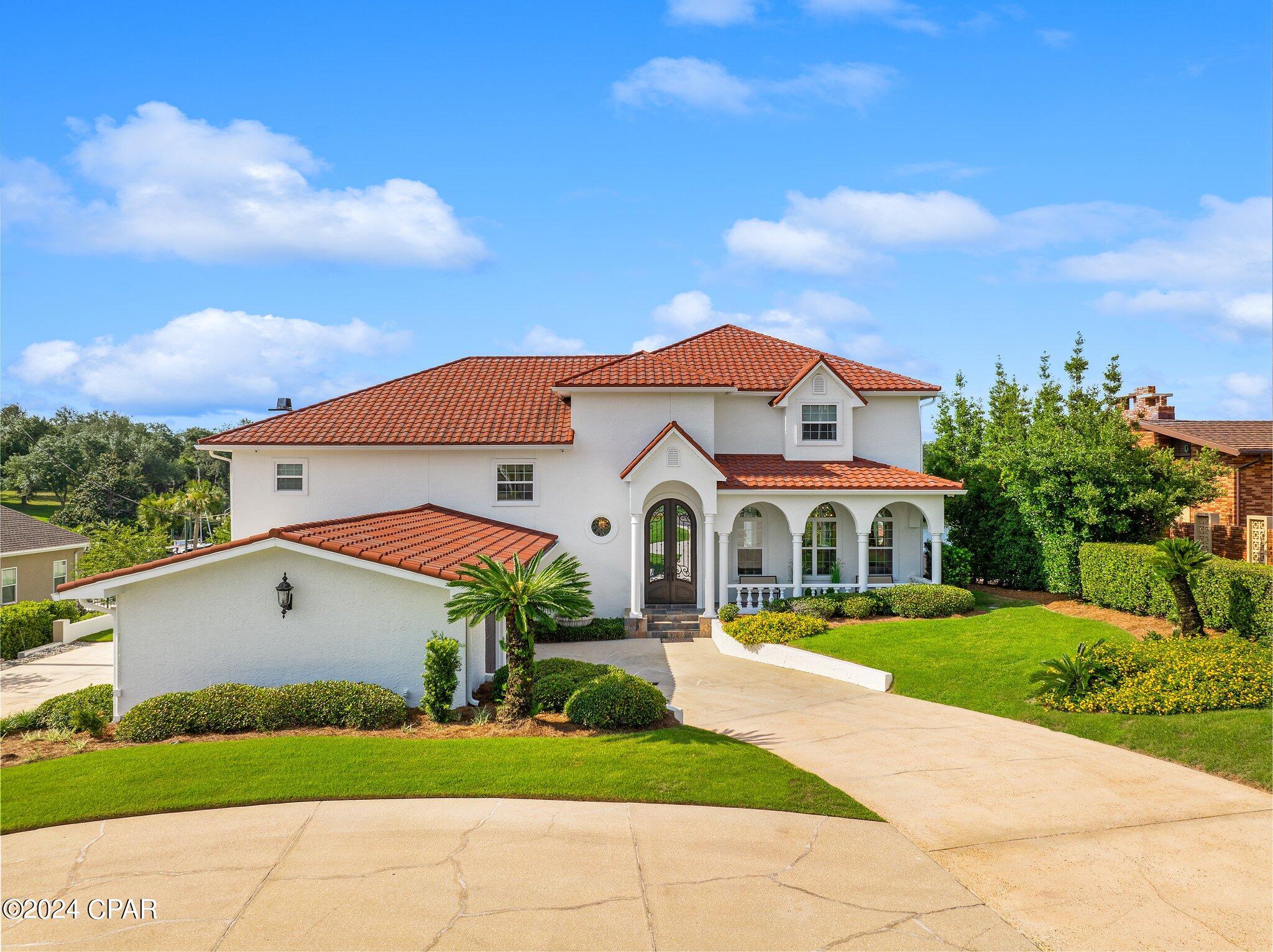 1309 Bayou Court