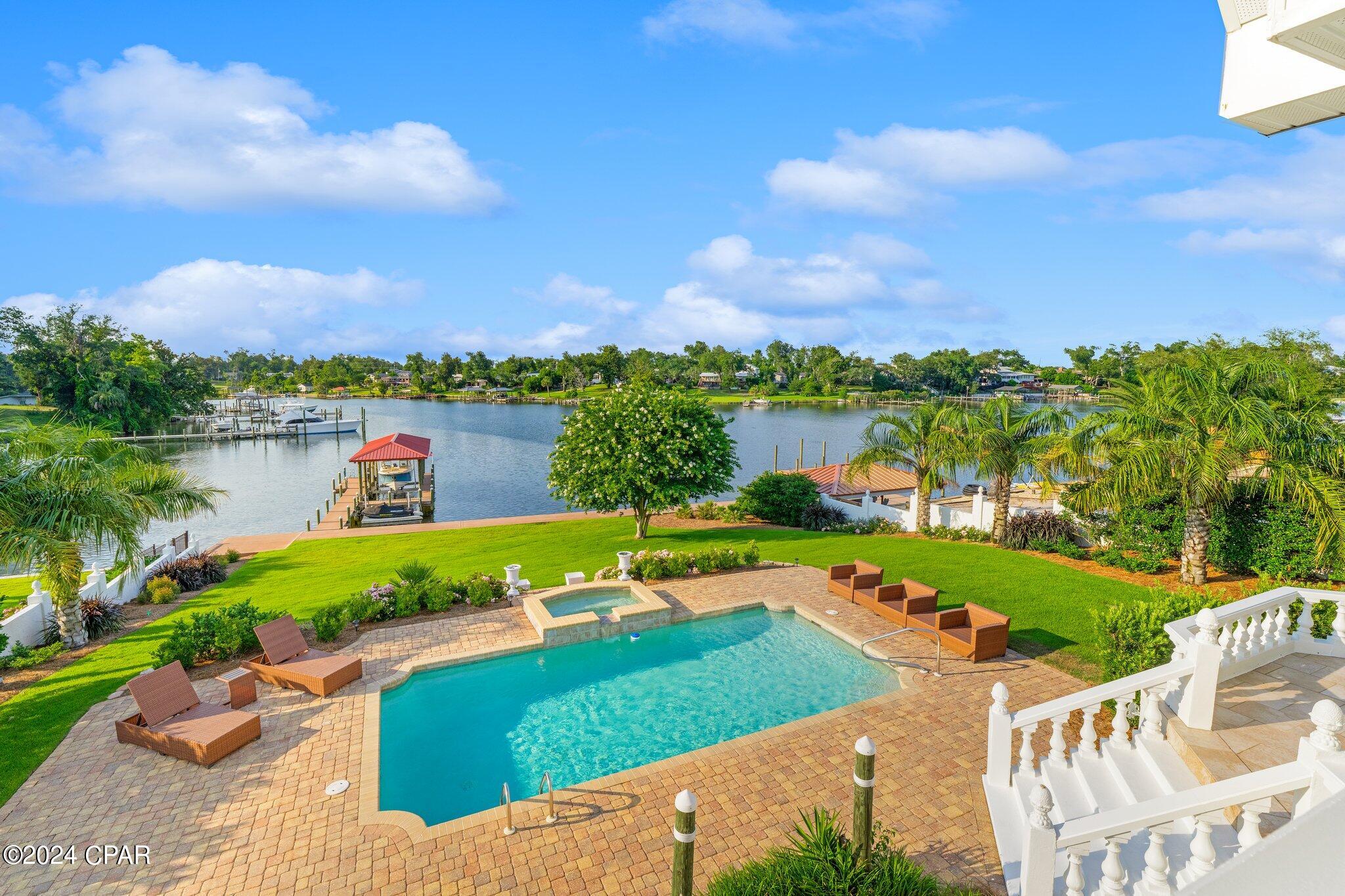 1309 Bayou Court