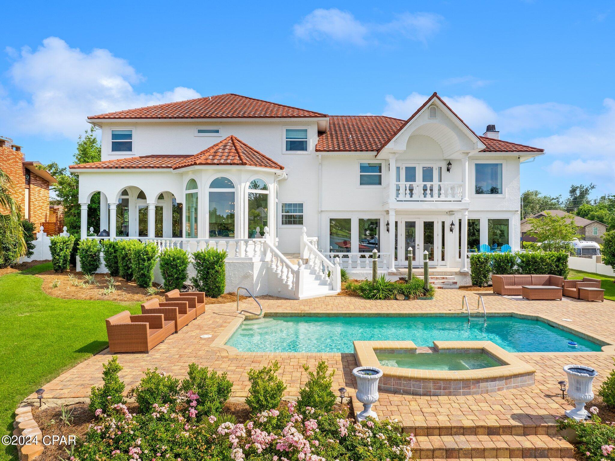 1309 Bayou Court