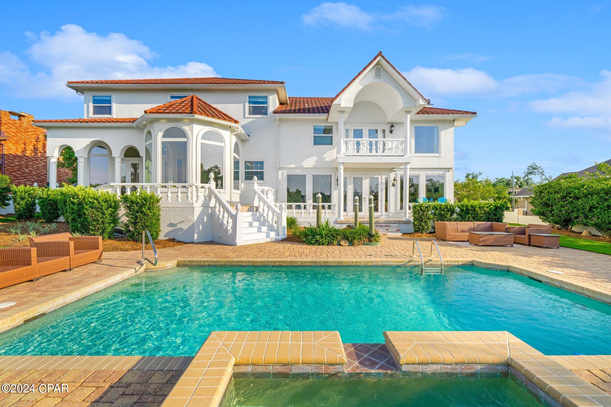 1309 Bayou Court