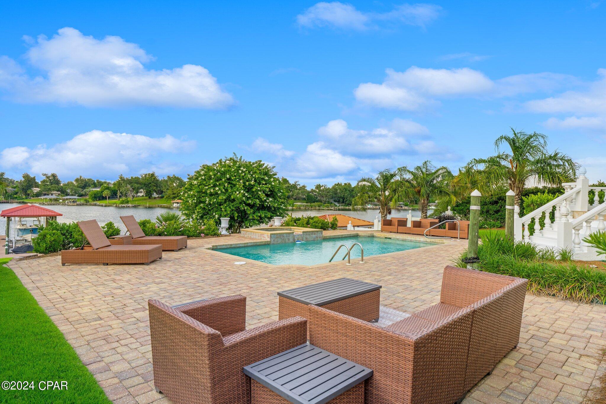 1309 Bayou Court
