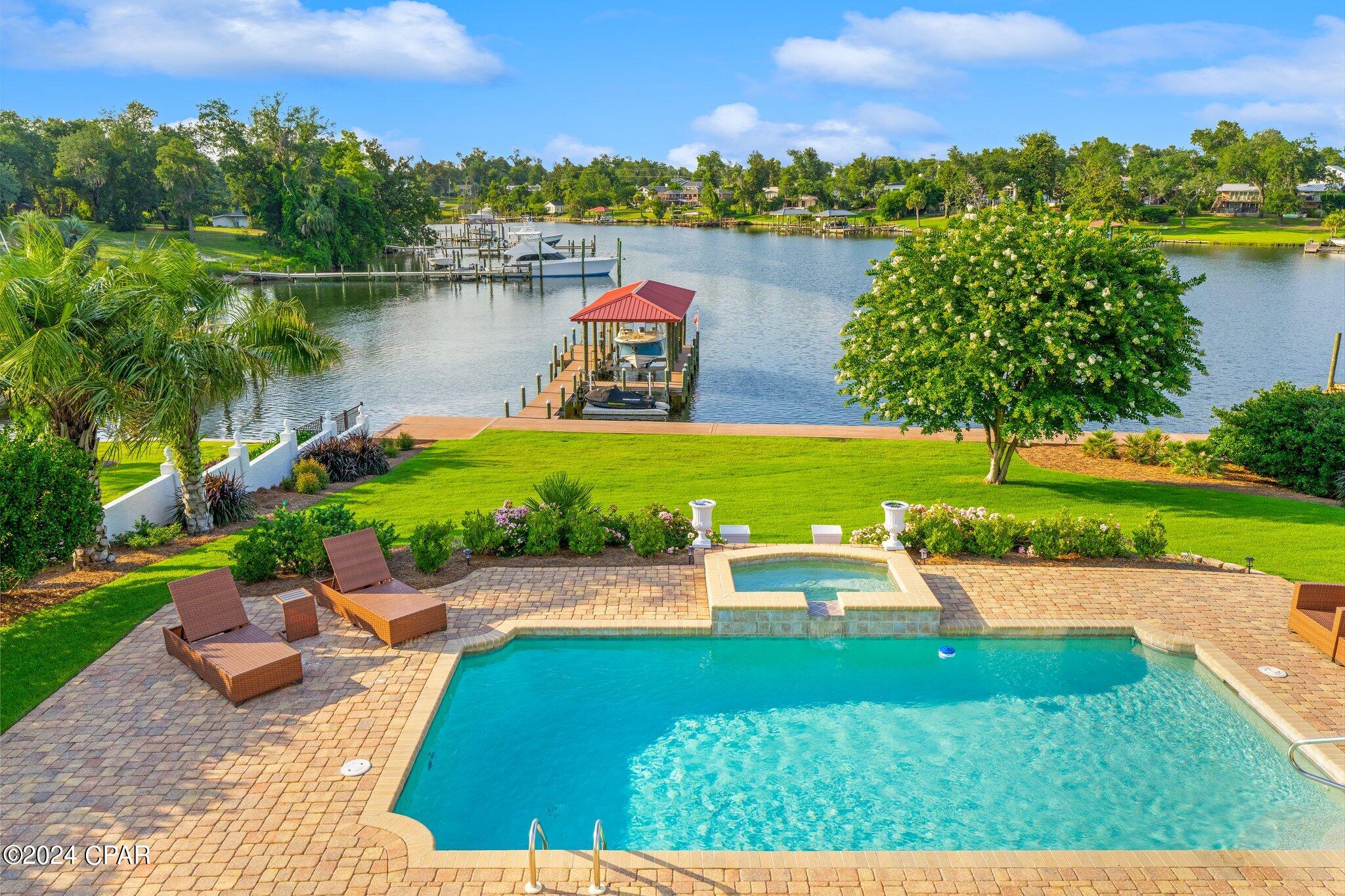 1309 Bayou Court