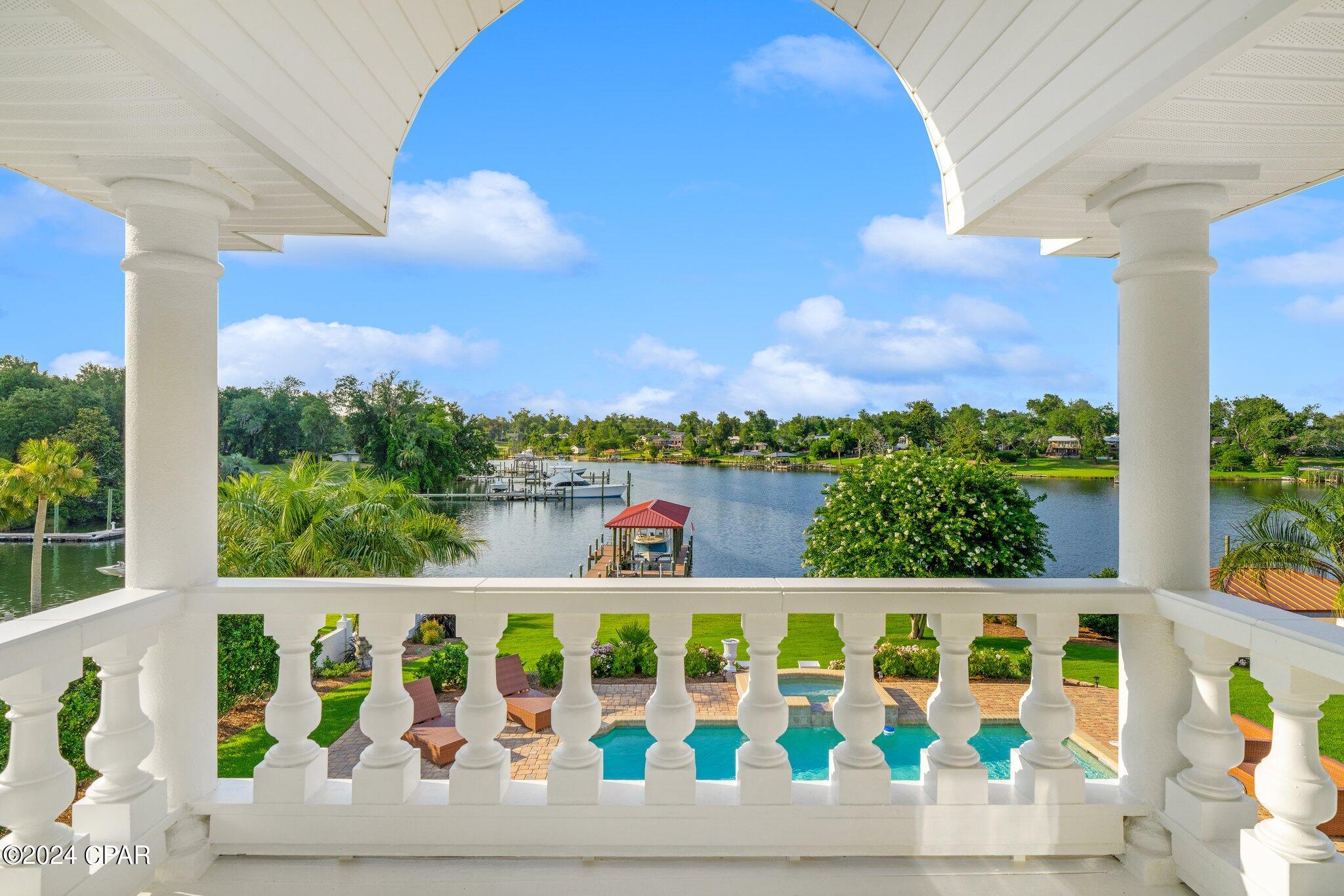1309 Bayou Court