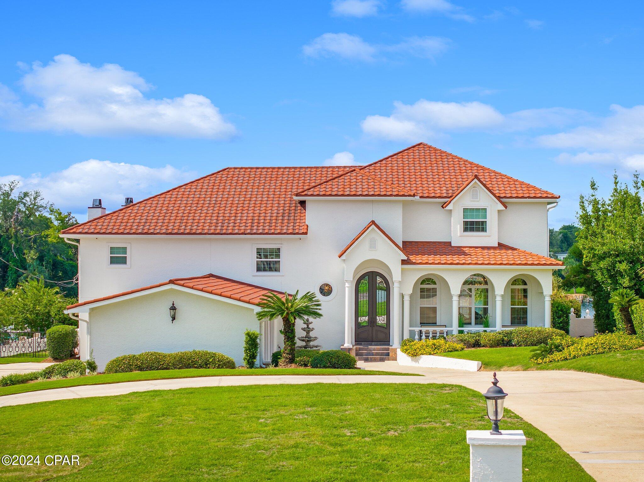 1309 Bayou Court