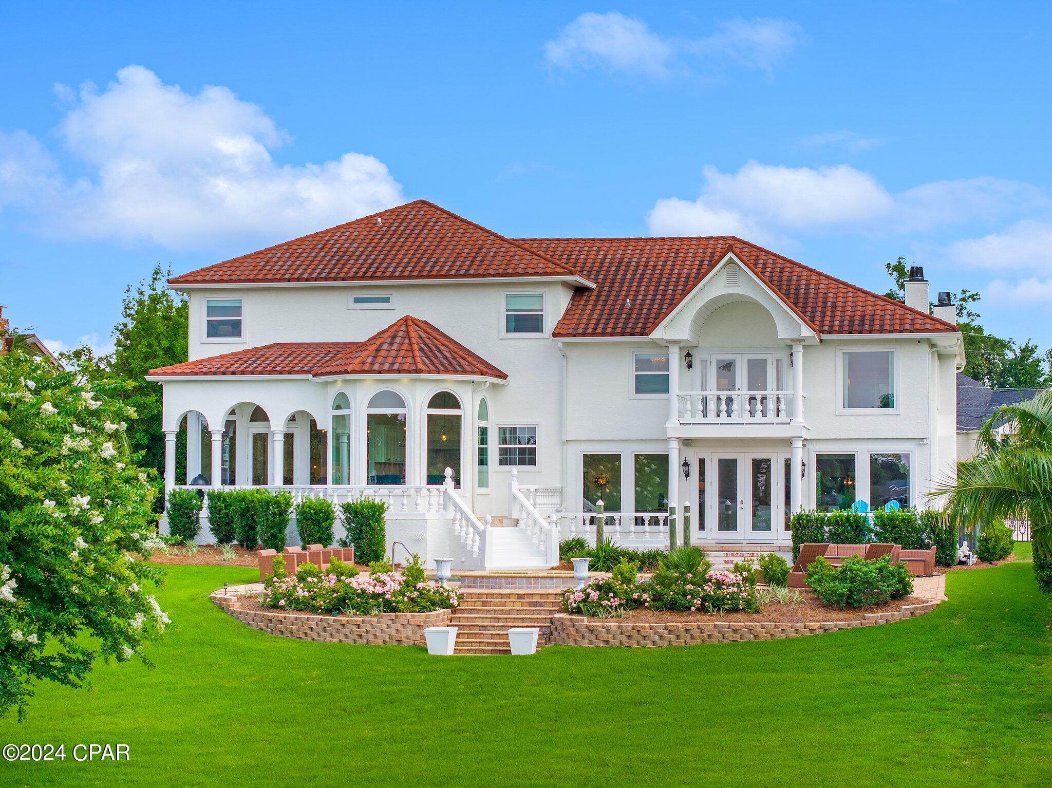 1309 Bayou Court