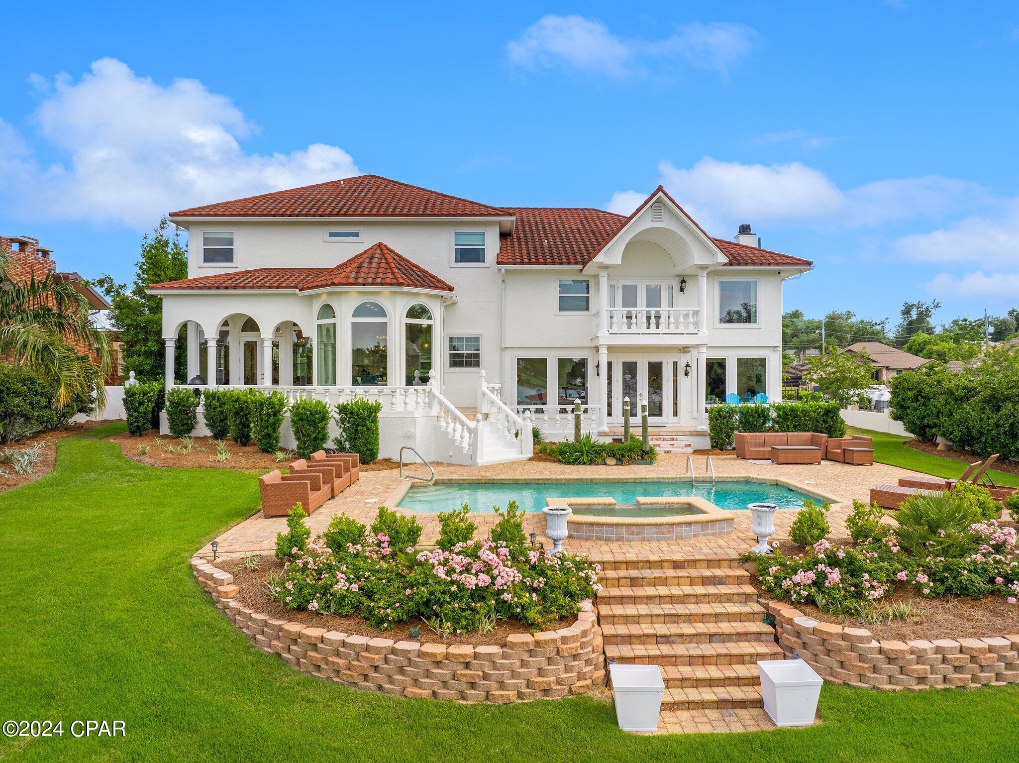 1309 Bayou Court