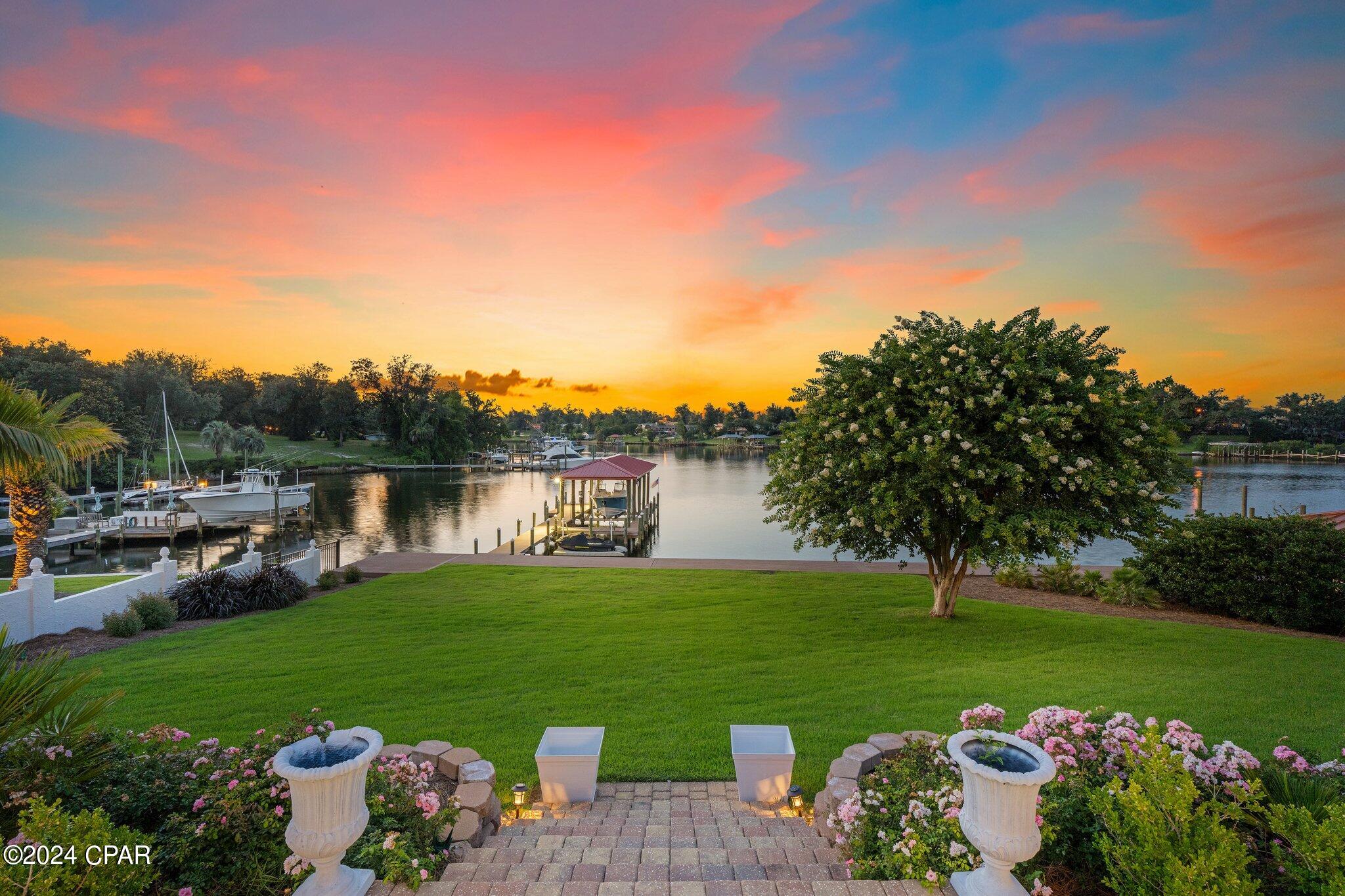 1309 Bayou Court