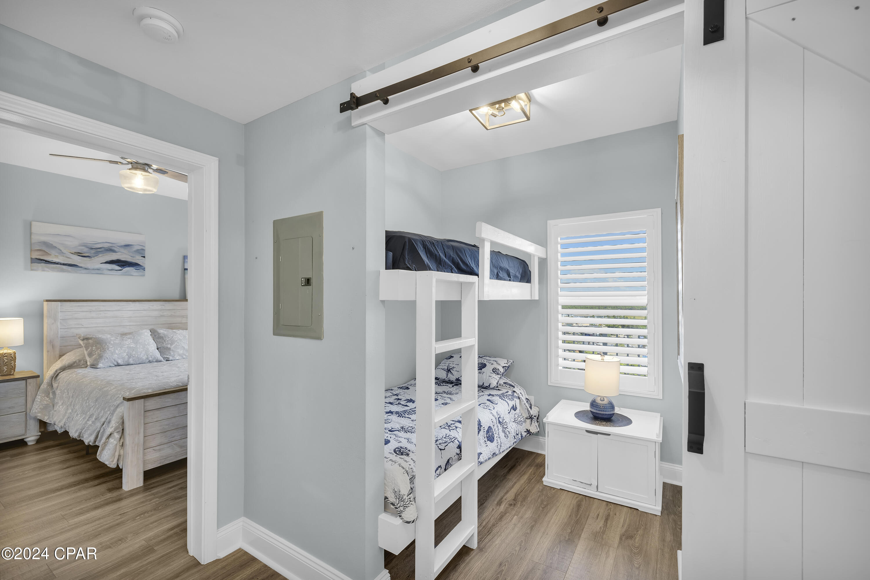 9860 S Thomas Drive 1208