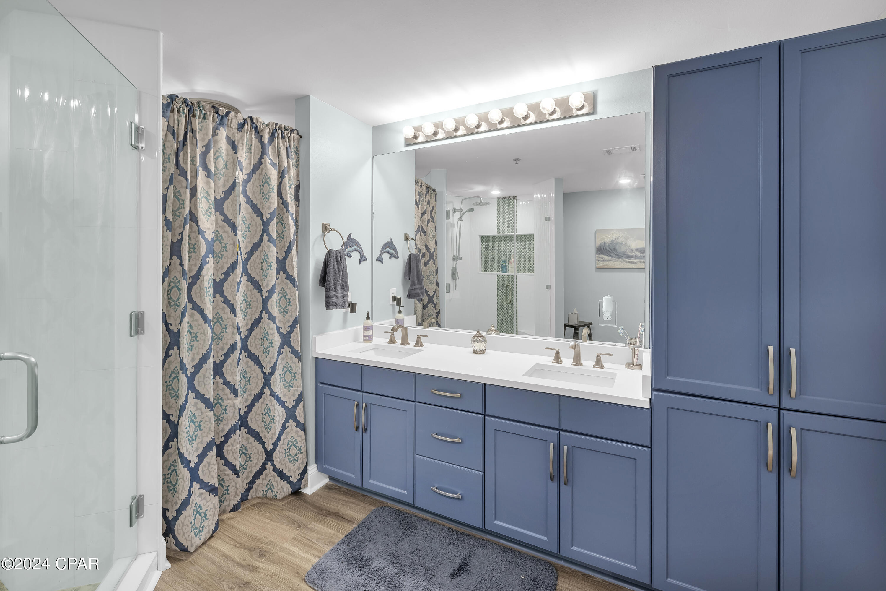 9860 S Thomas Drive 1208