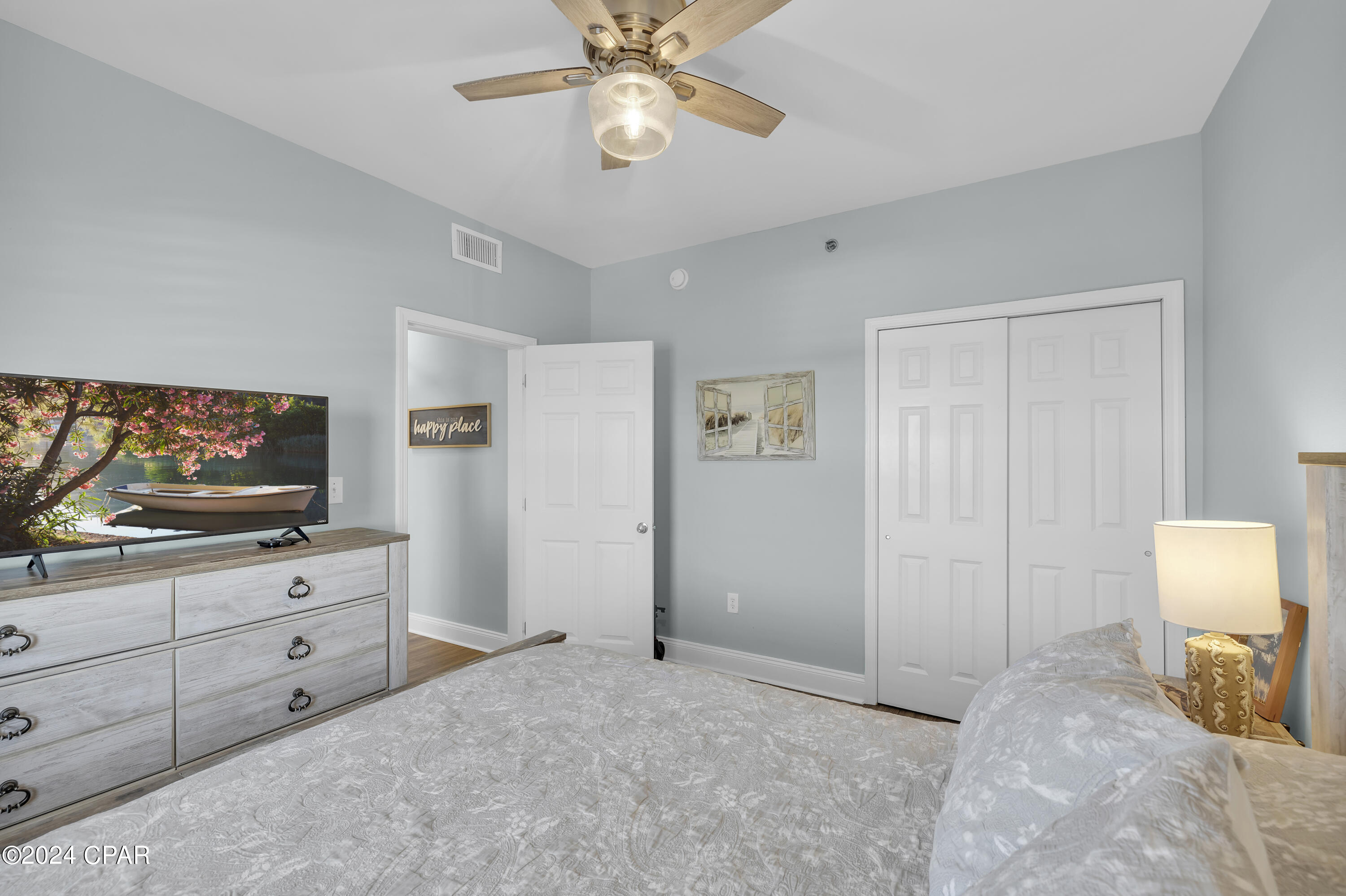 9860 S Thomas Drive 1208