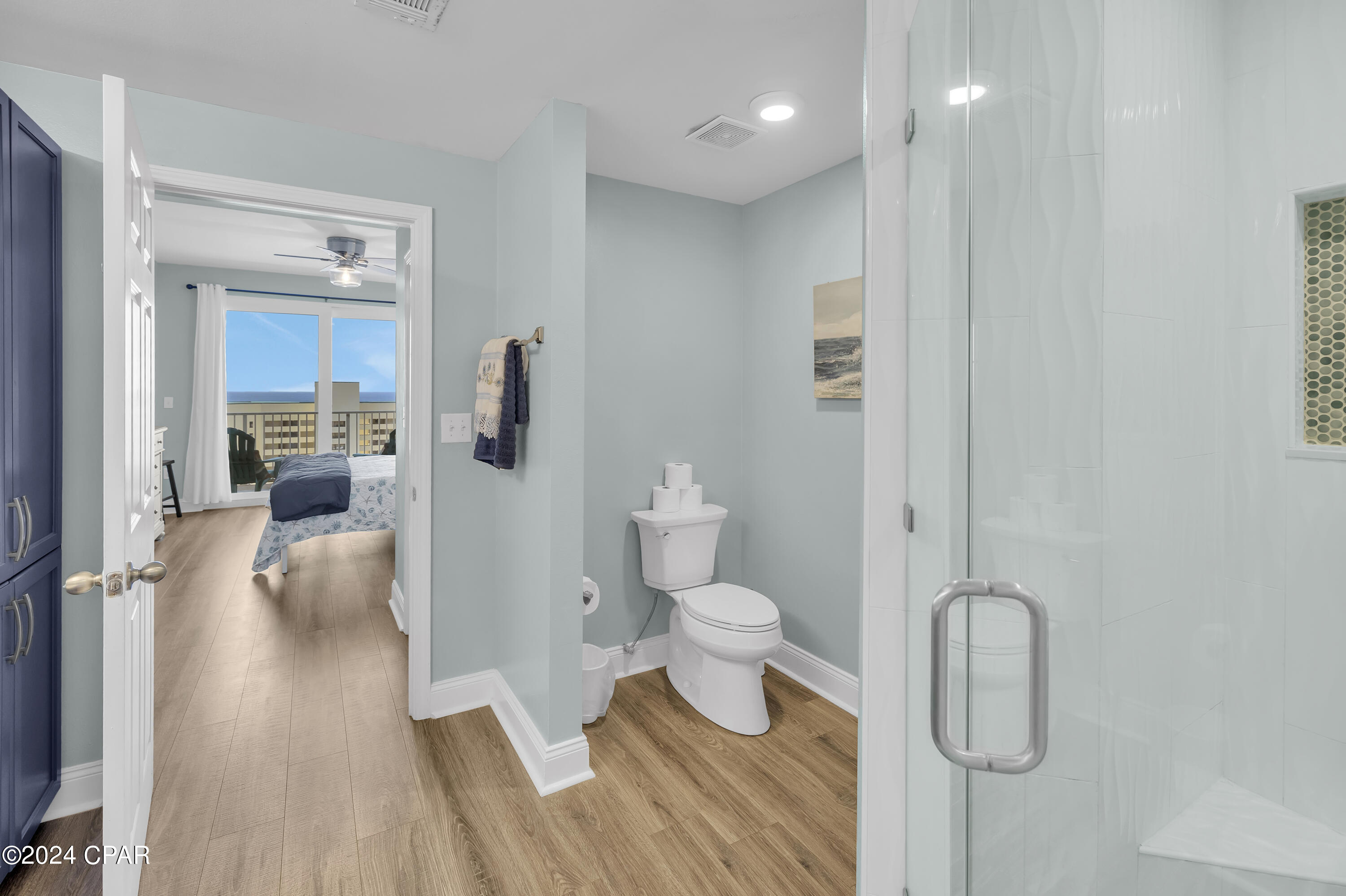 9860 S Thomas Drive 1208