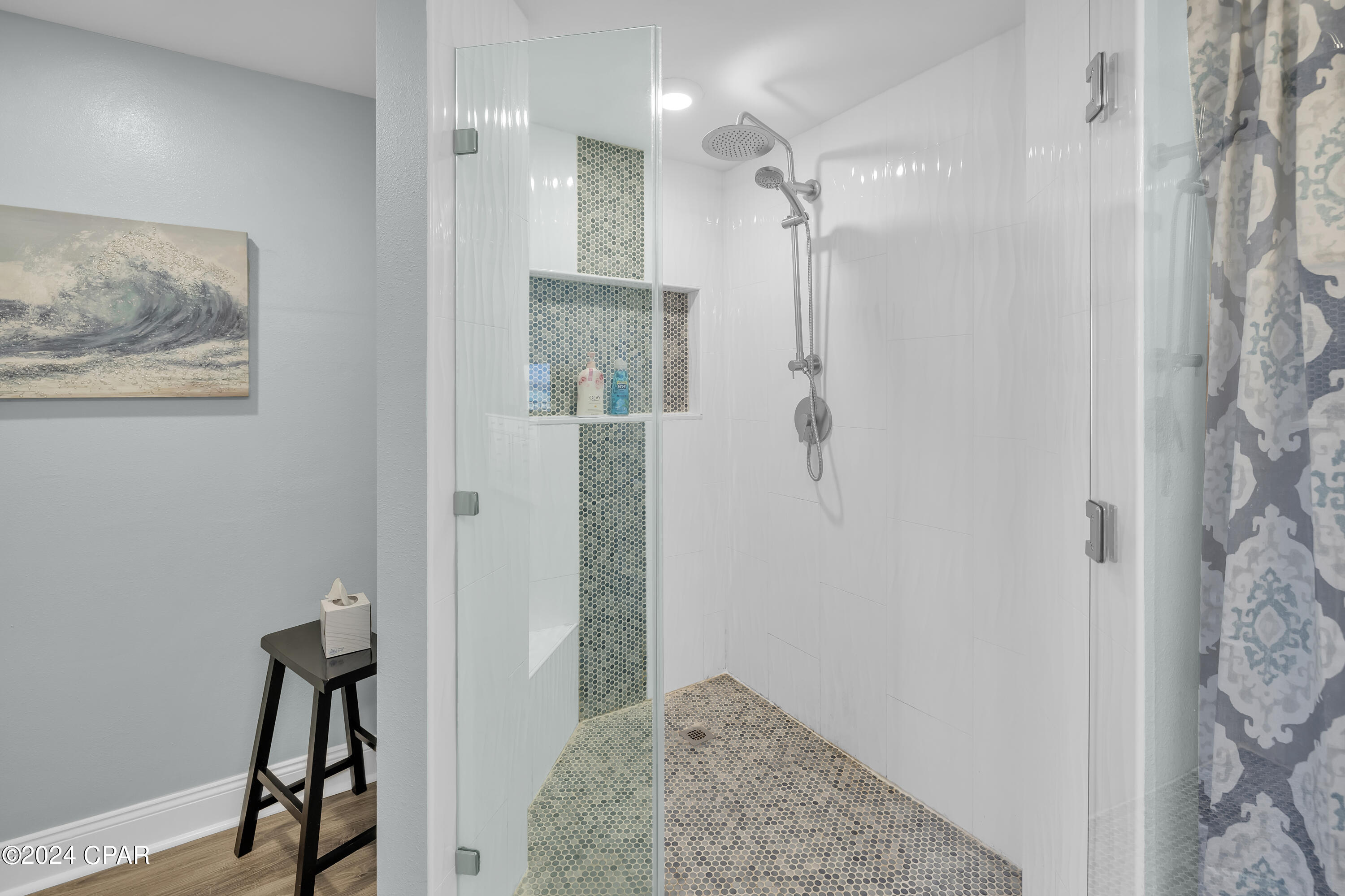 9860 S Thomas Drive 1208