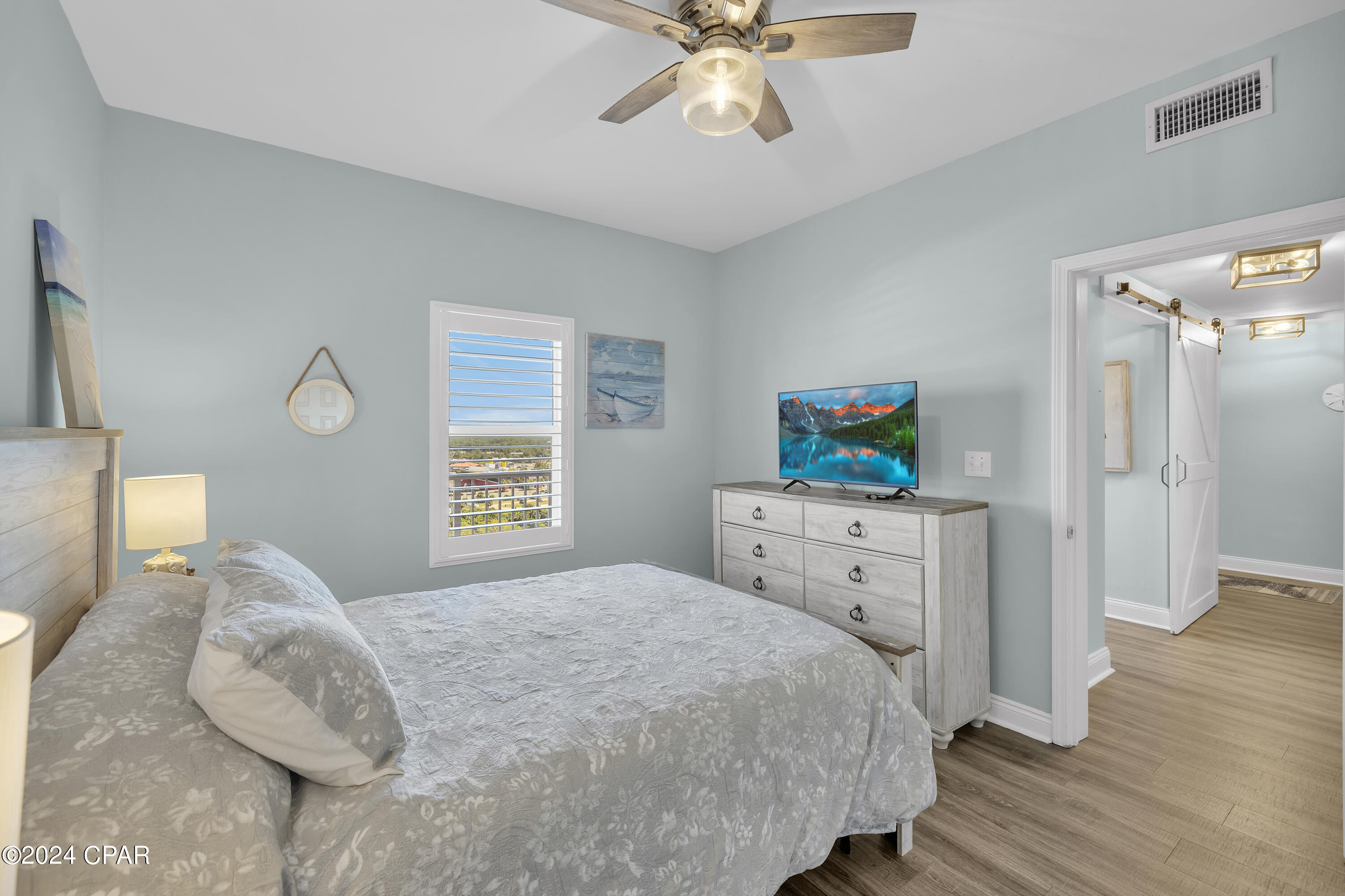 9860 S Thomas Drive 1208