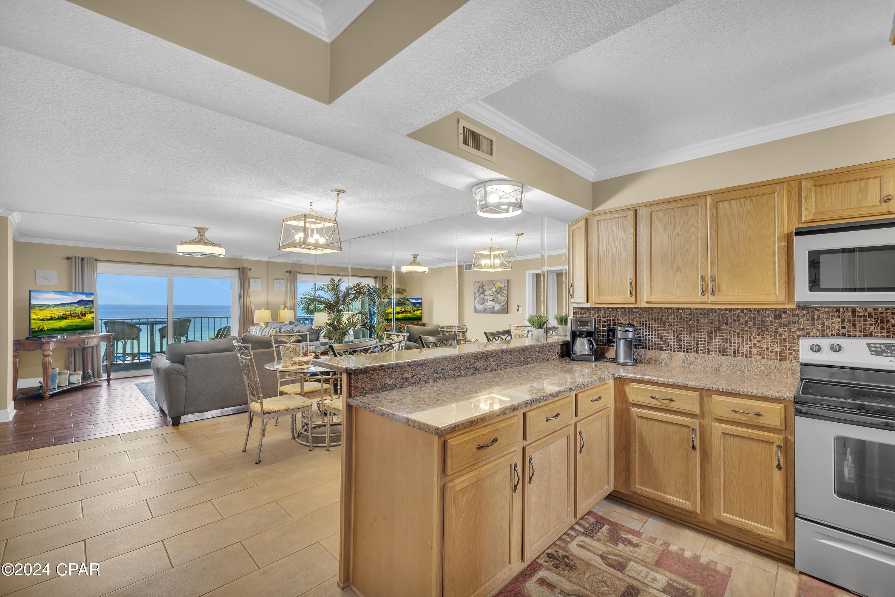 5801 Thomas Drive 319