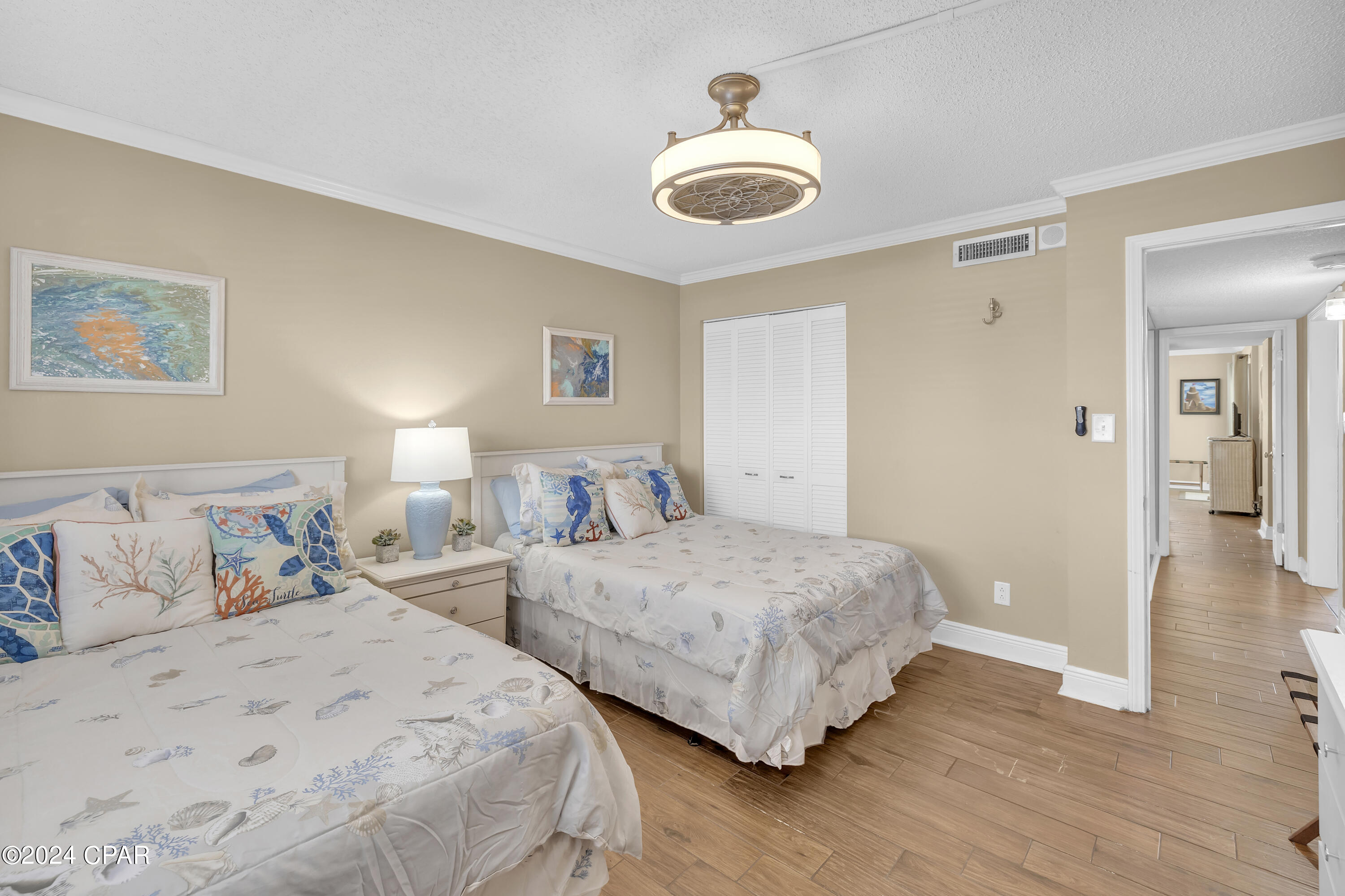 5801 Thomas Drive 319