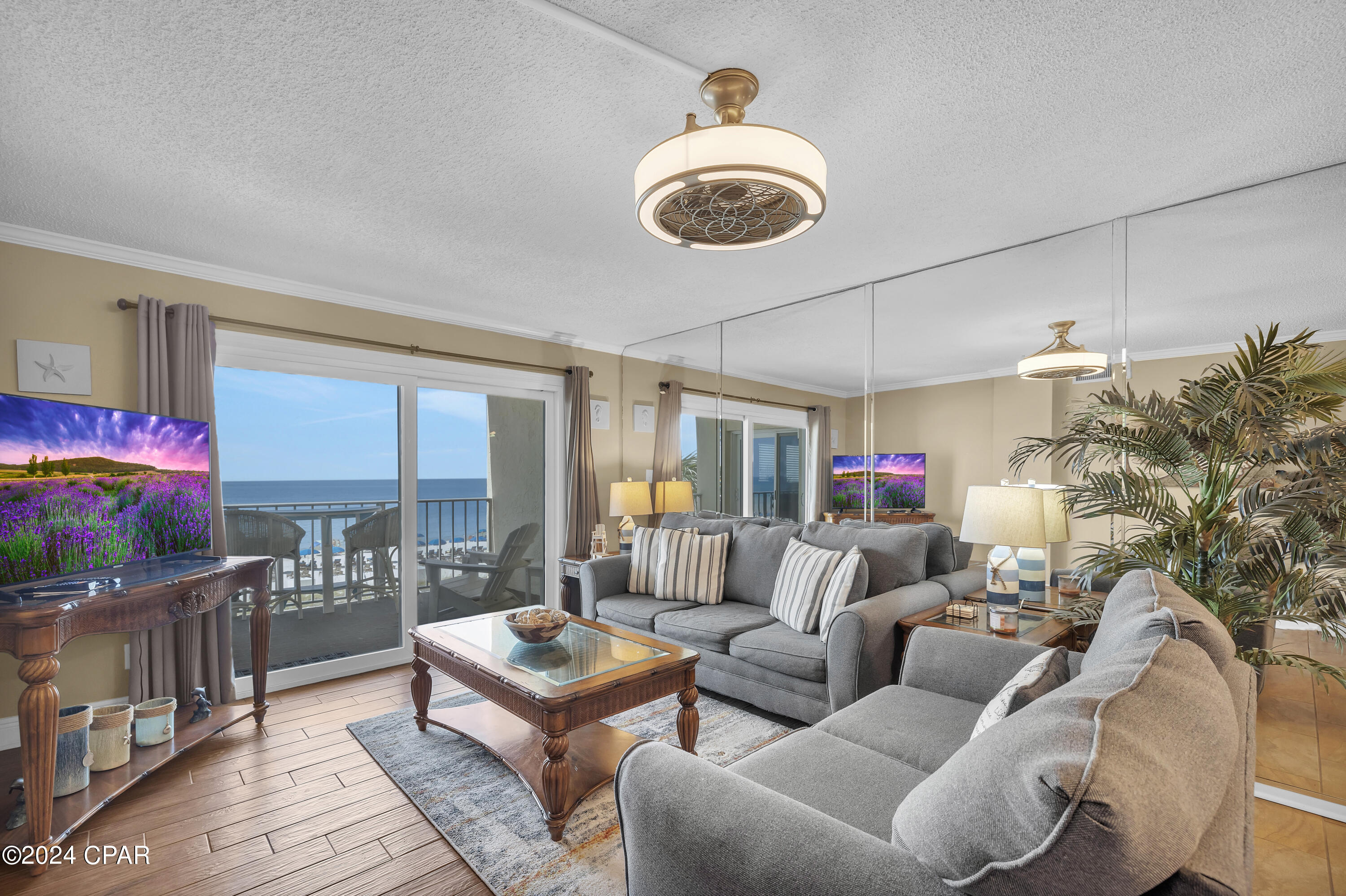 5801 Thomas Drive 319