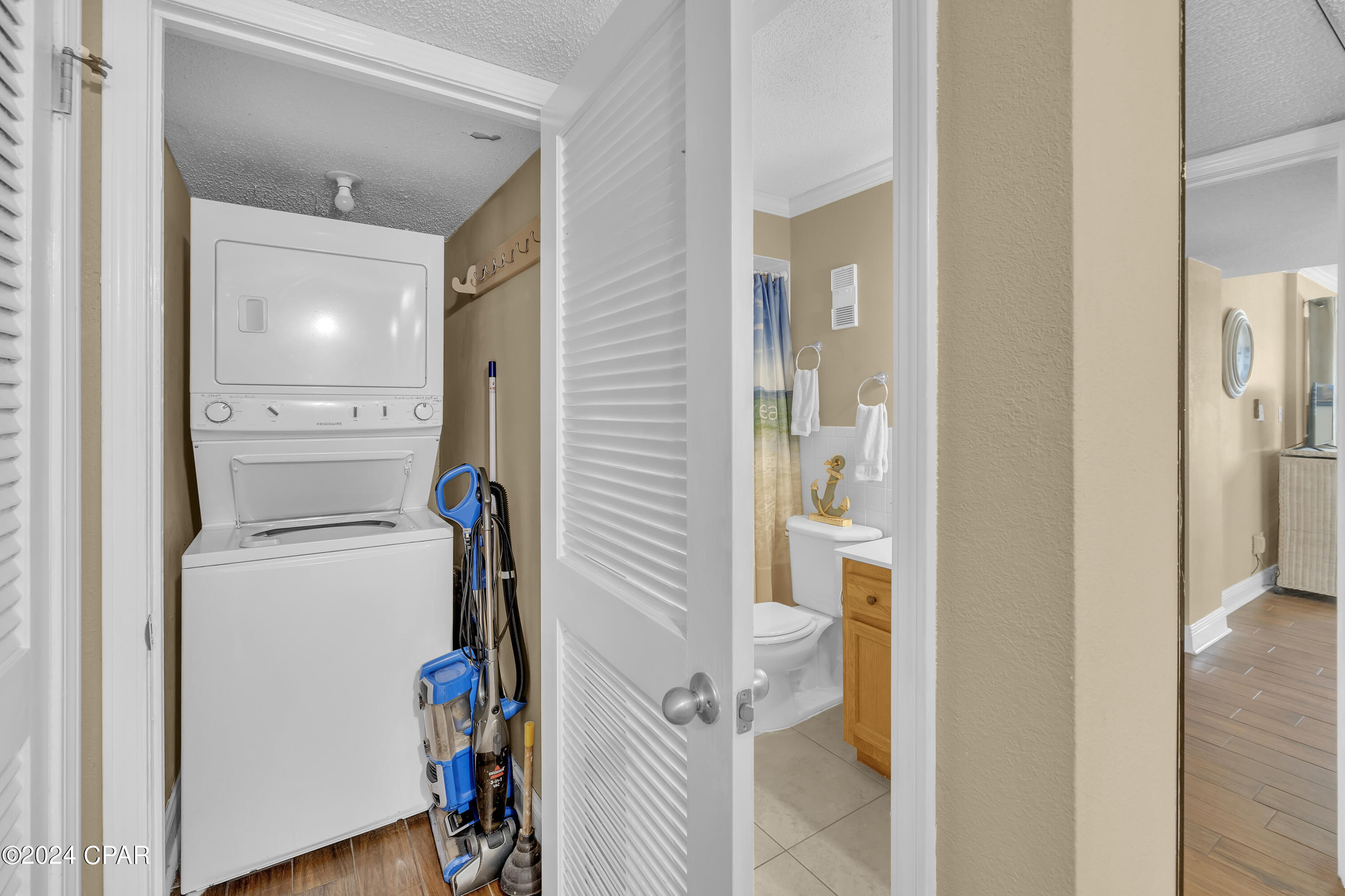 5801 Thomas Drive 319