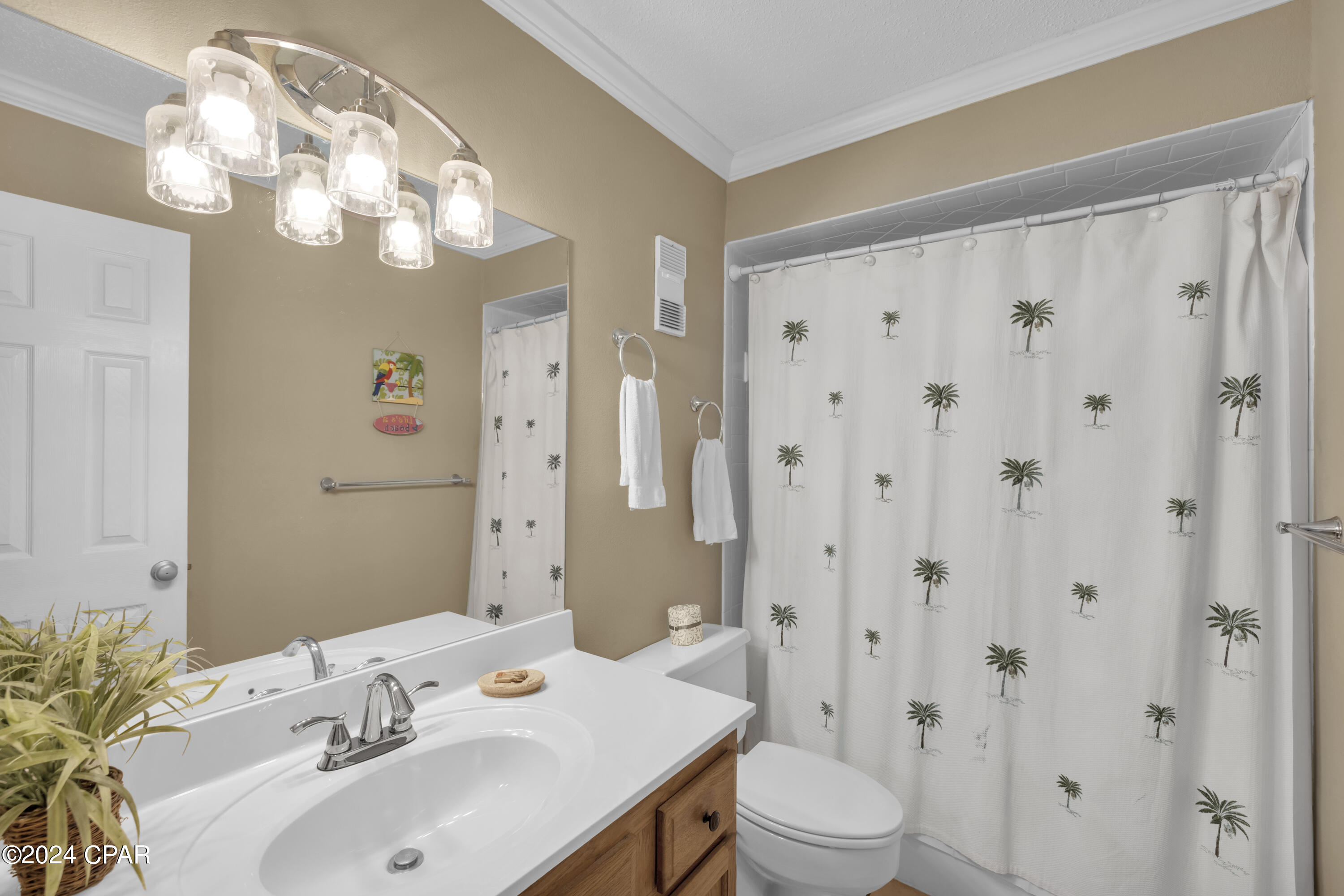 5801 Thomas Drive 319