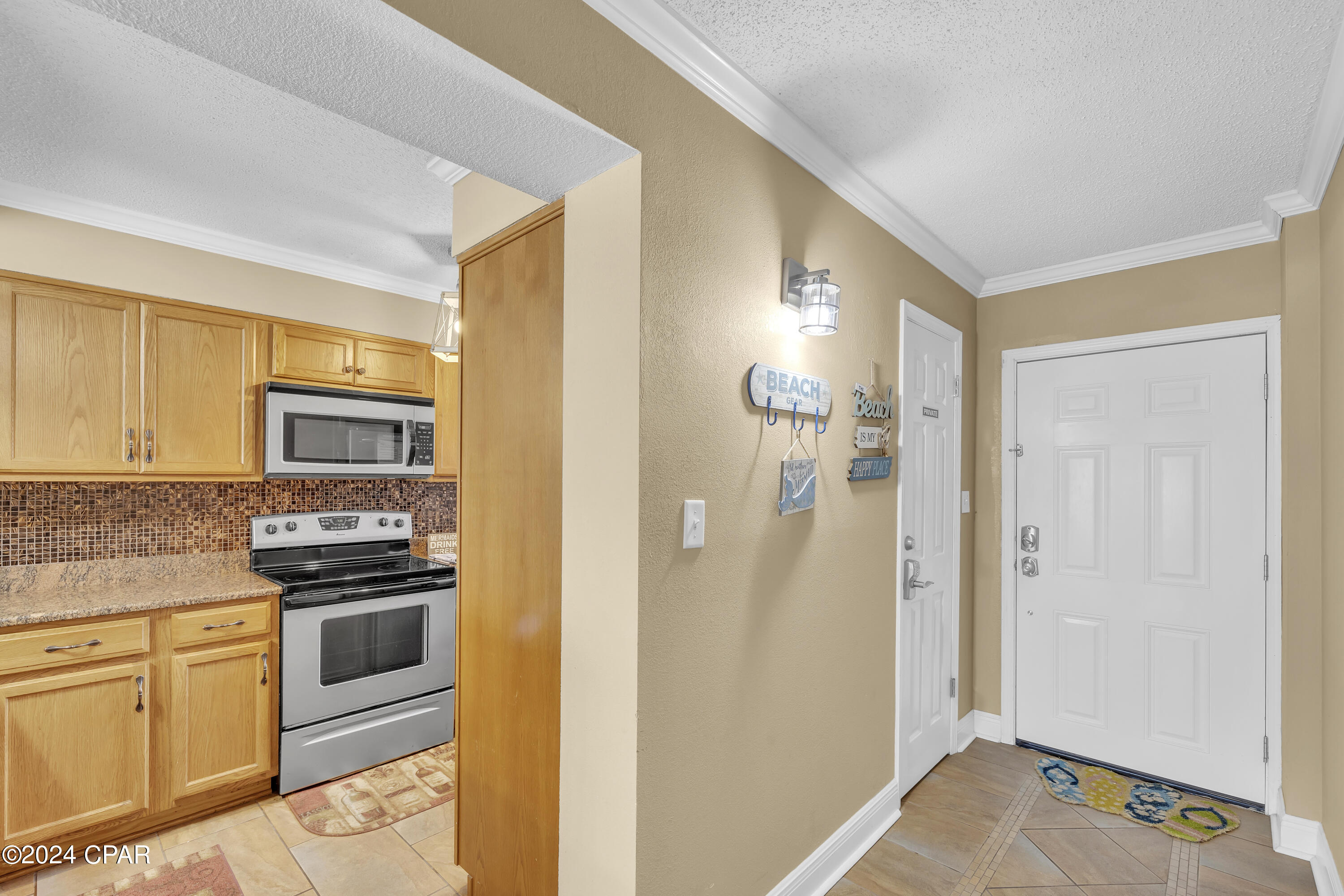 5801 Thomas Drive 319