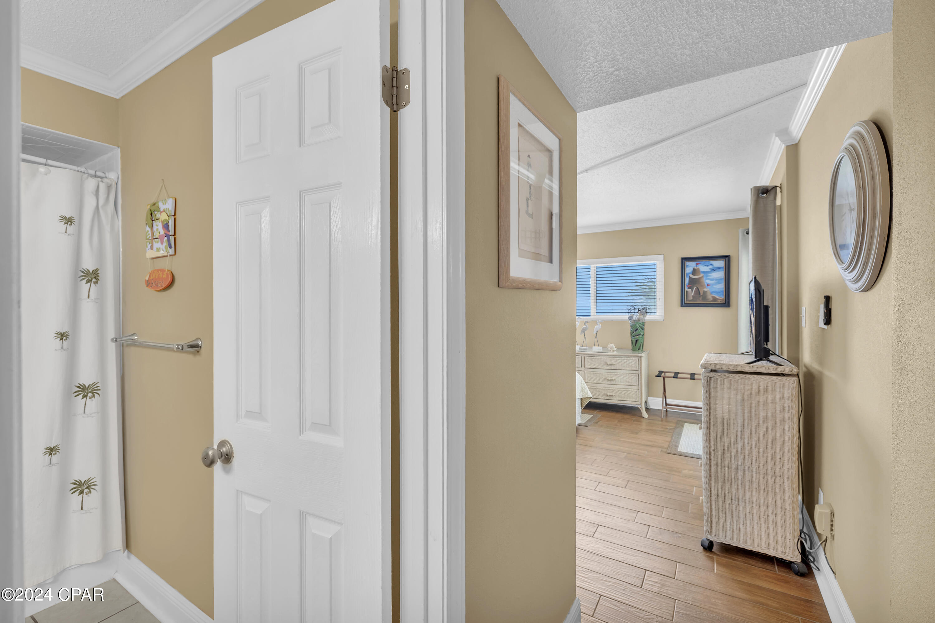 5801 Thomas Drive 319