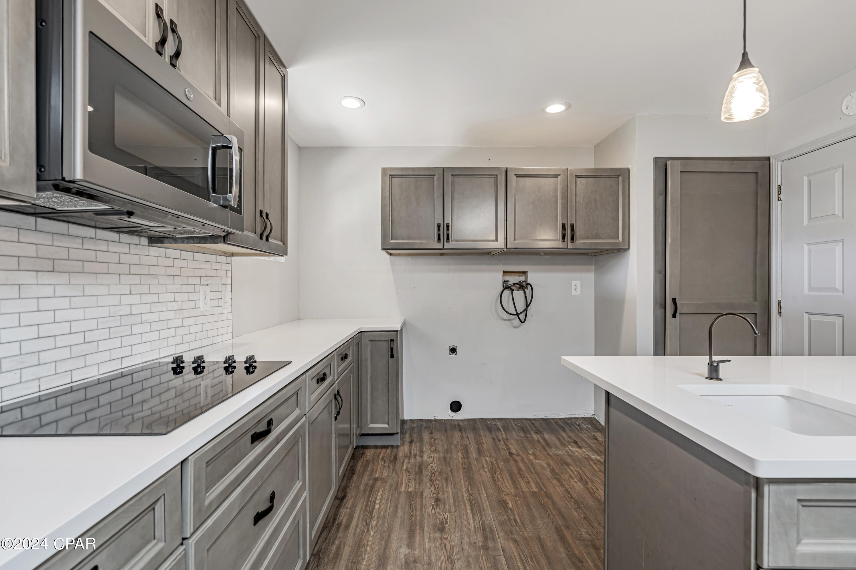 926 Hurst Court