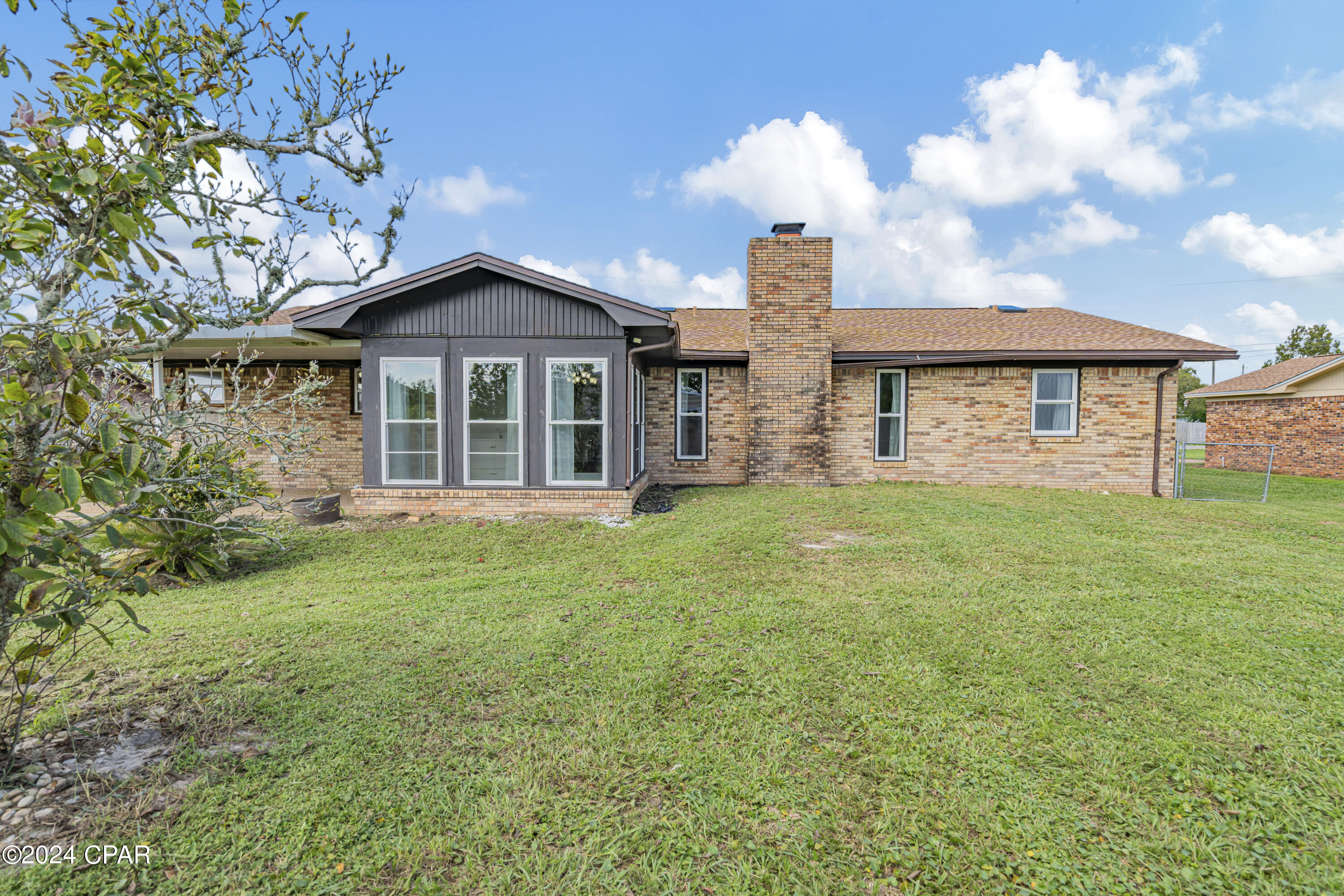 926 Hurst Court