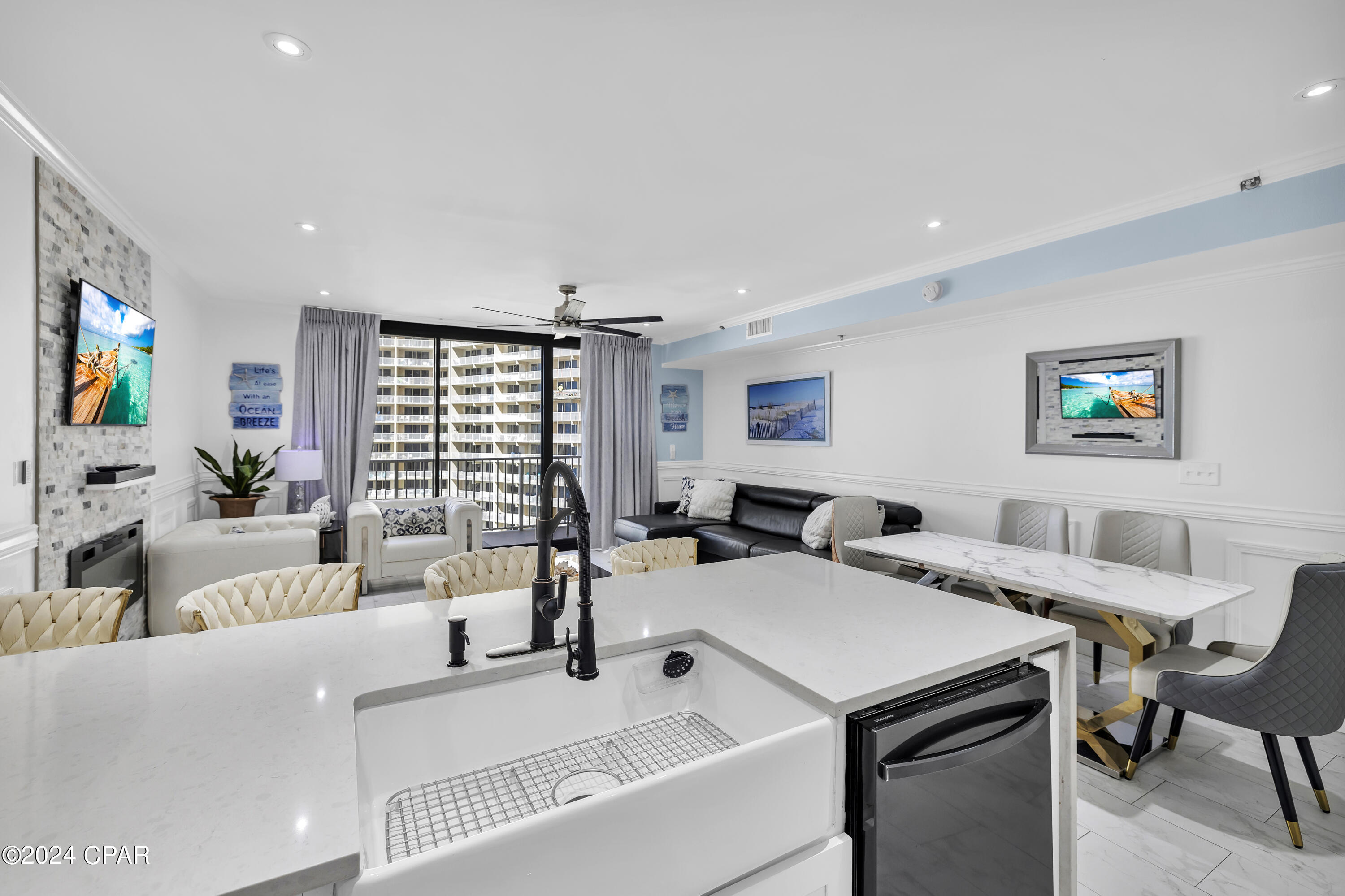 9900 S Thomas Drive 1024