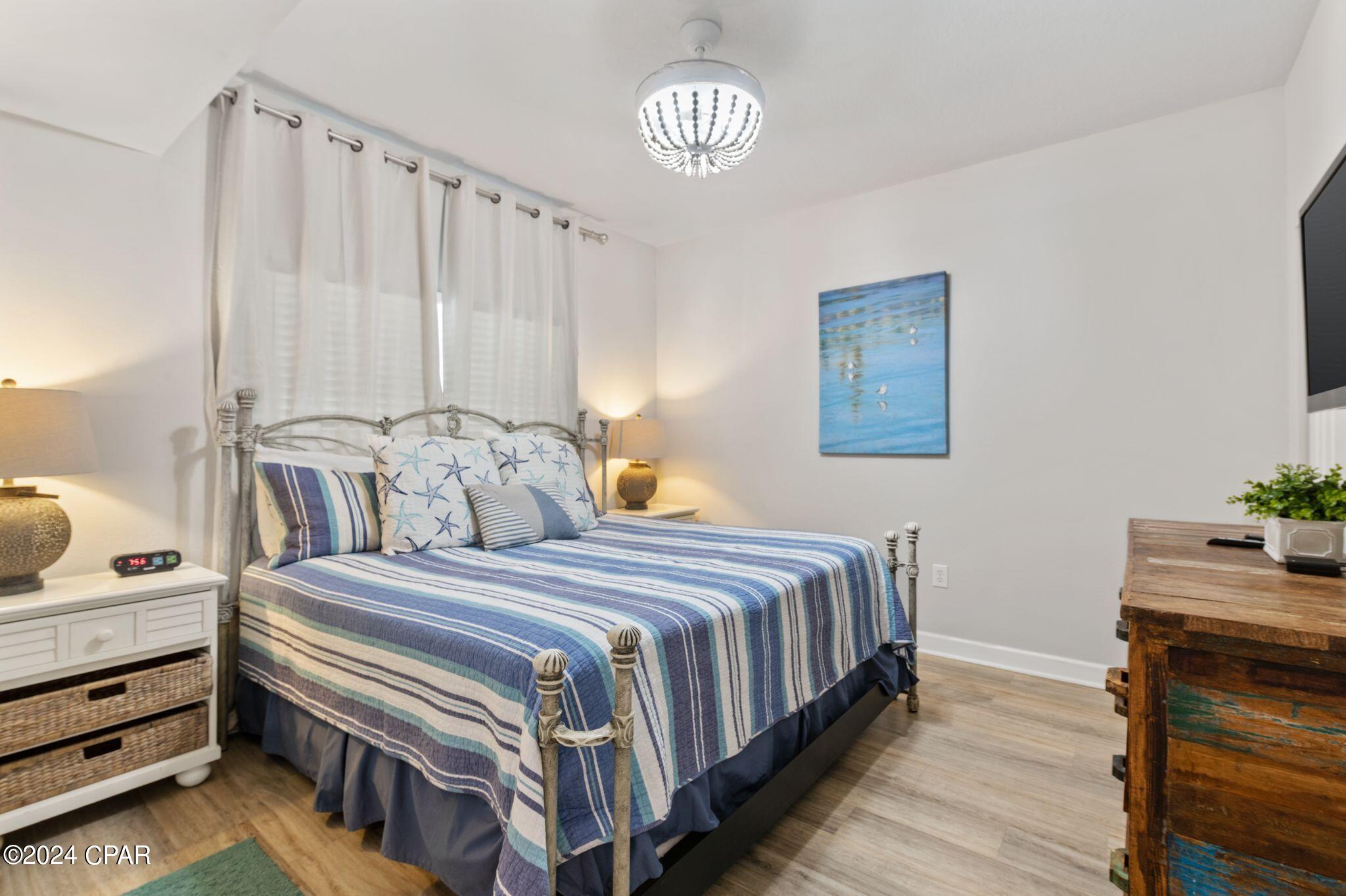 9900 S Thomas Drive 727