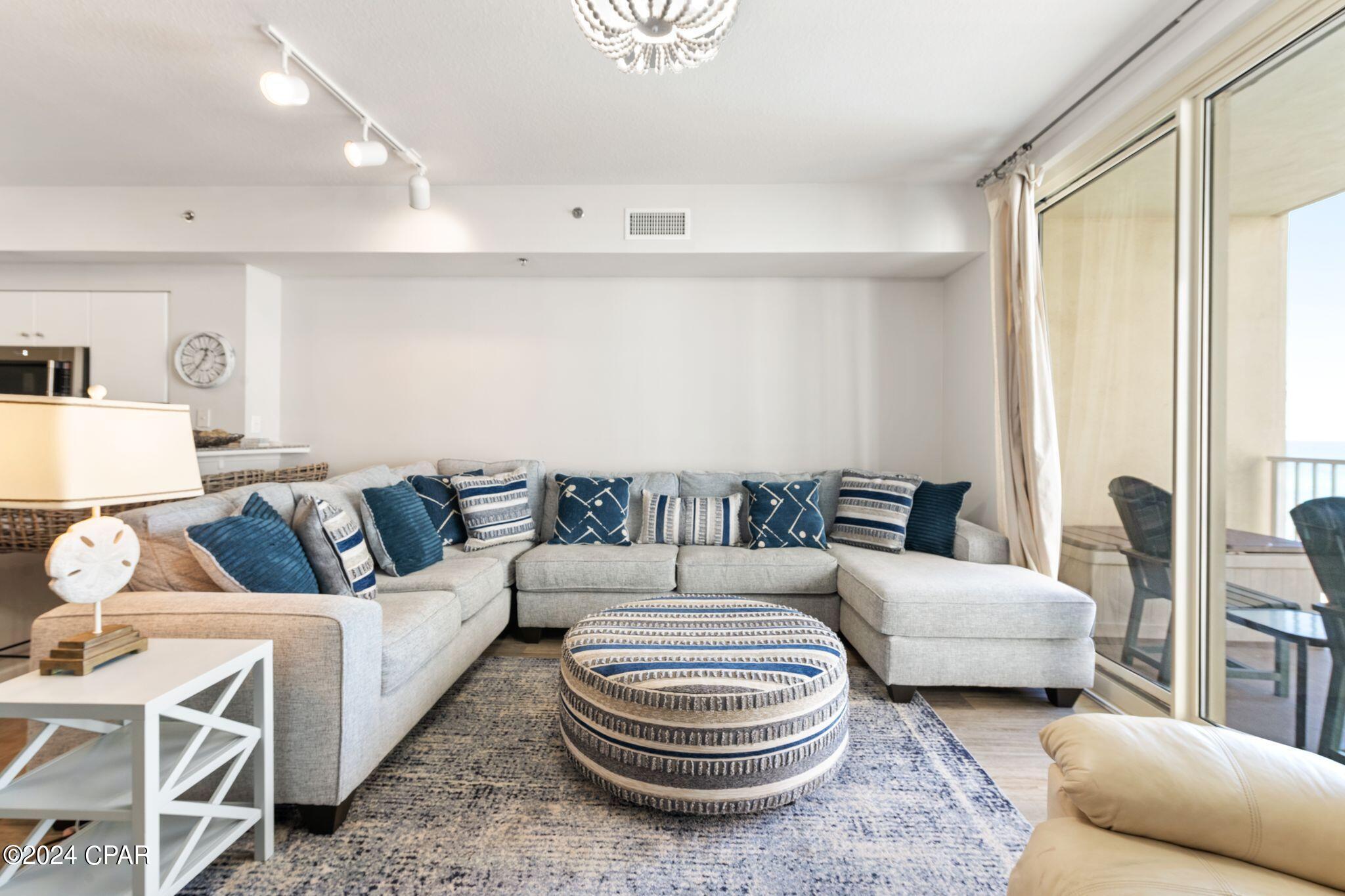 9900 S Thomas Drive 727