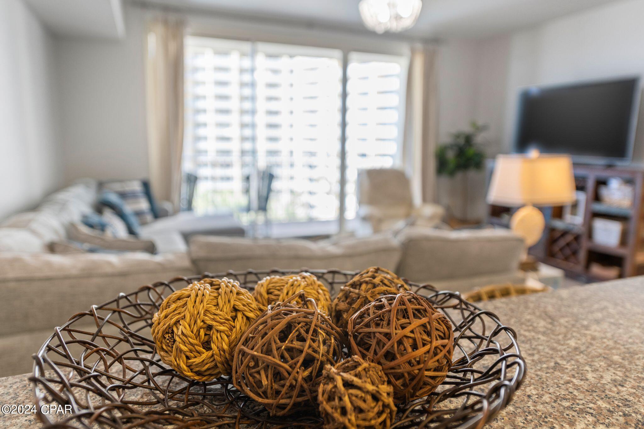 9900 S Thomas Drive 727