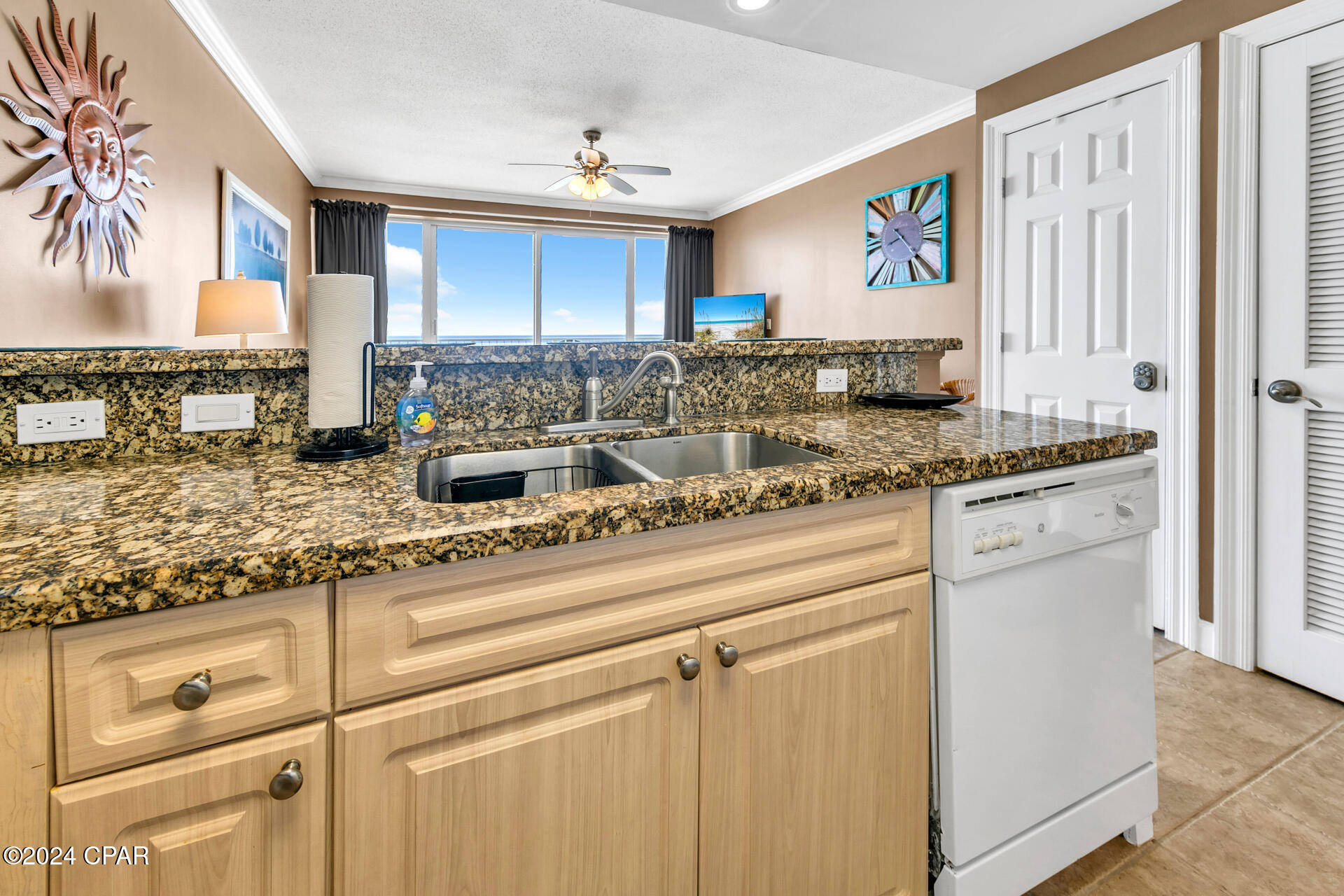 9450 S Thomas Drive 607D