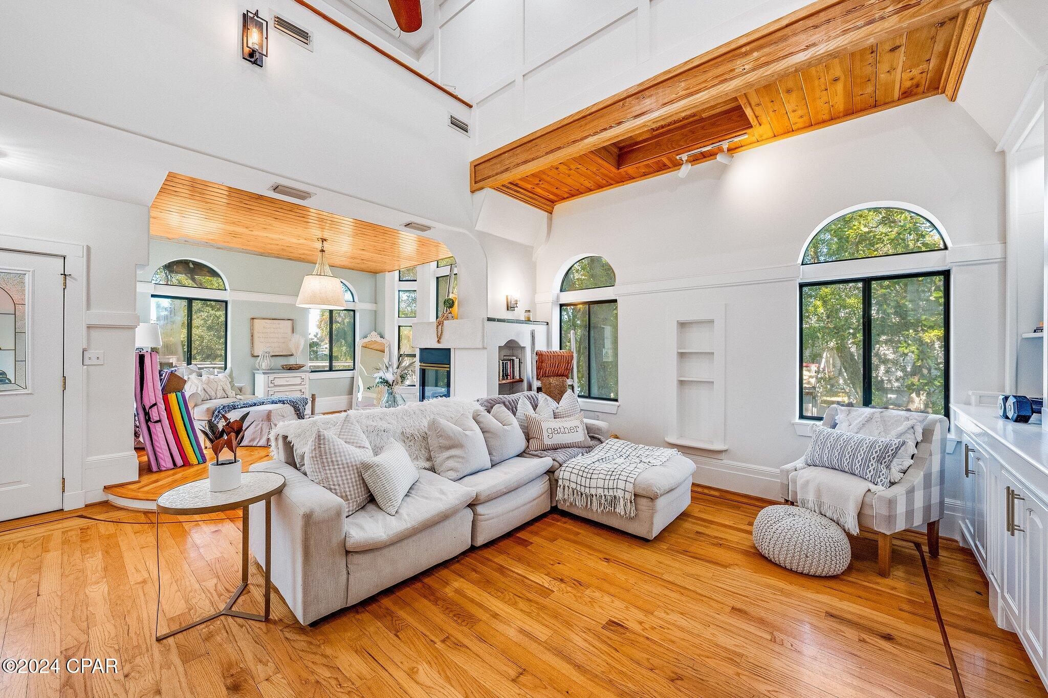 4929 Sharon Drive