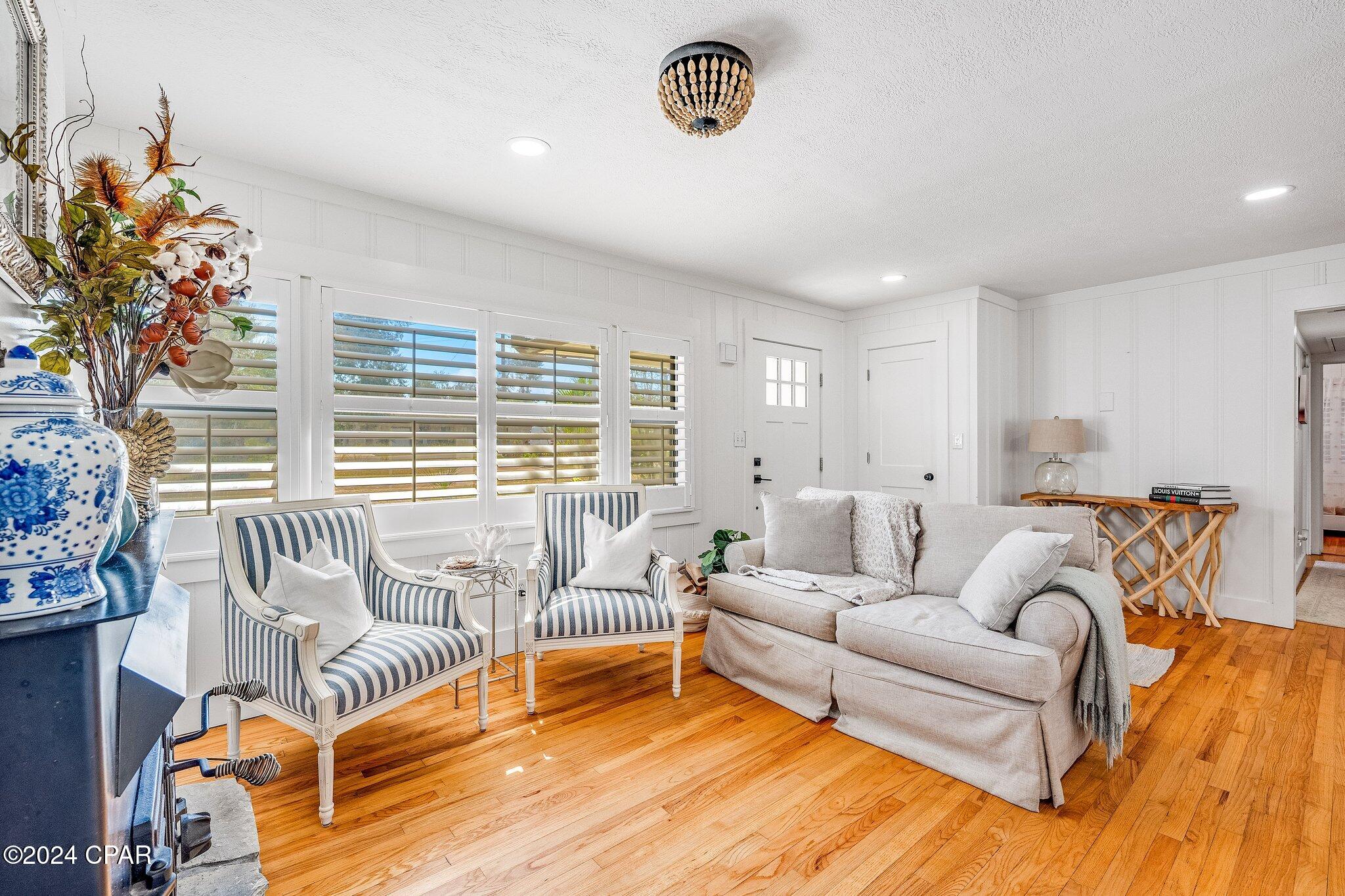4929 Sharon Drive