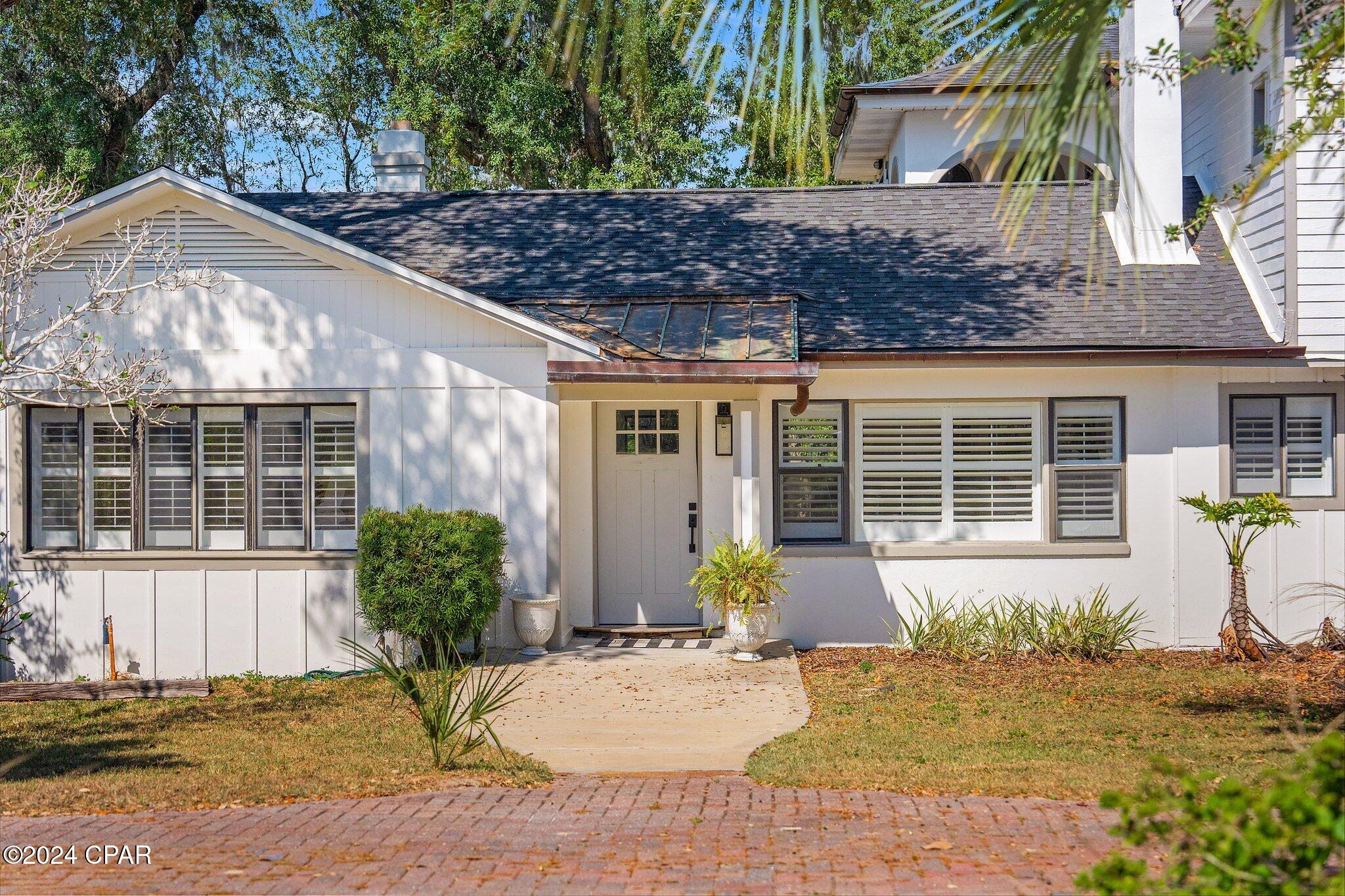 4929 Sharon Drive