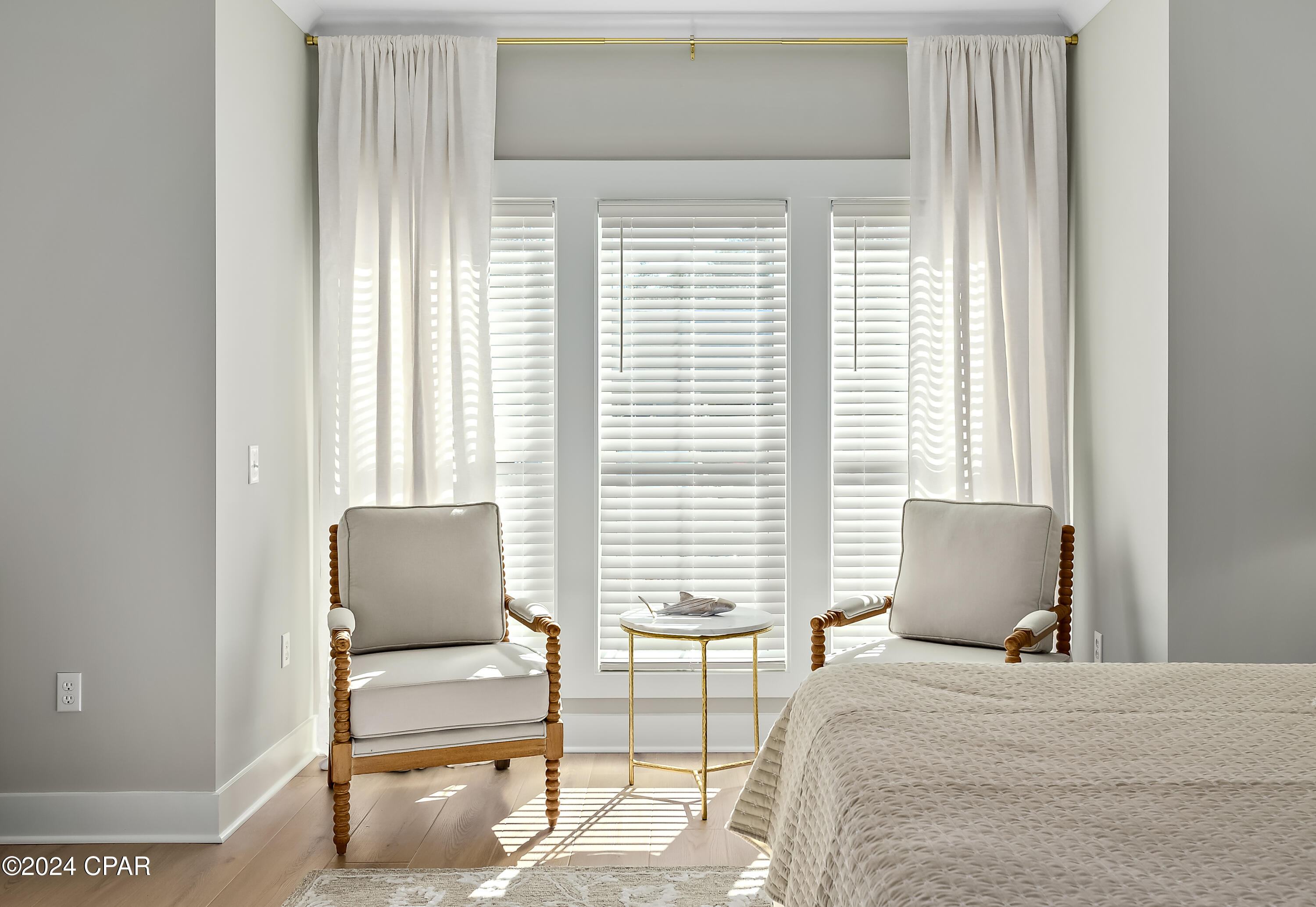 21414 Dolphin Avenue