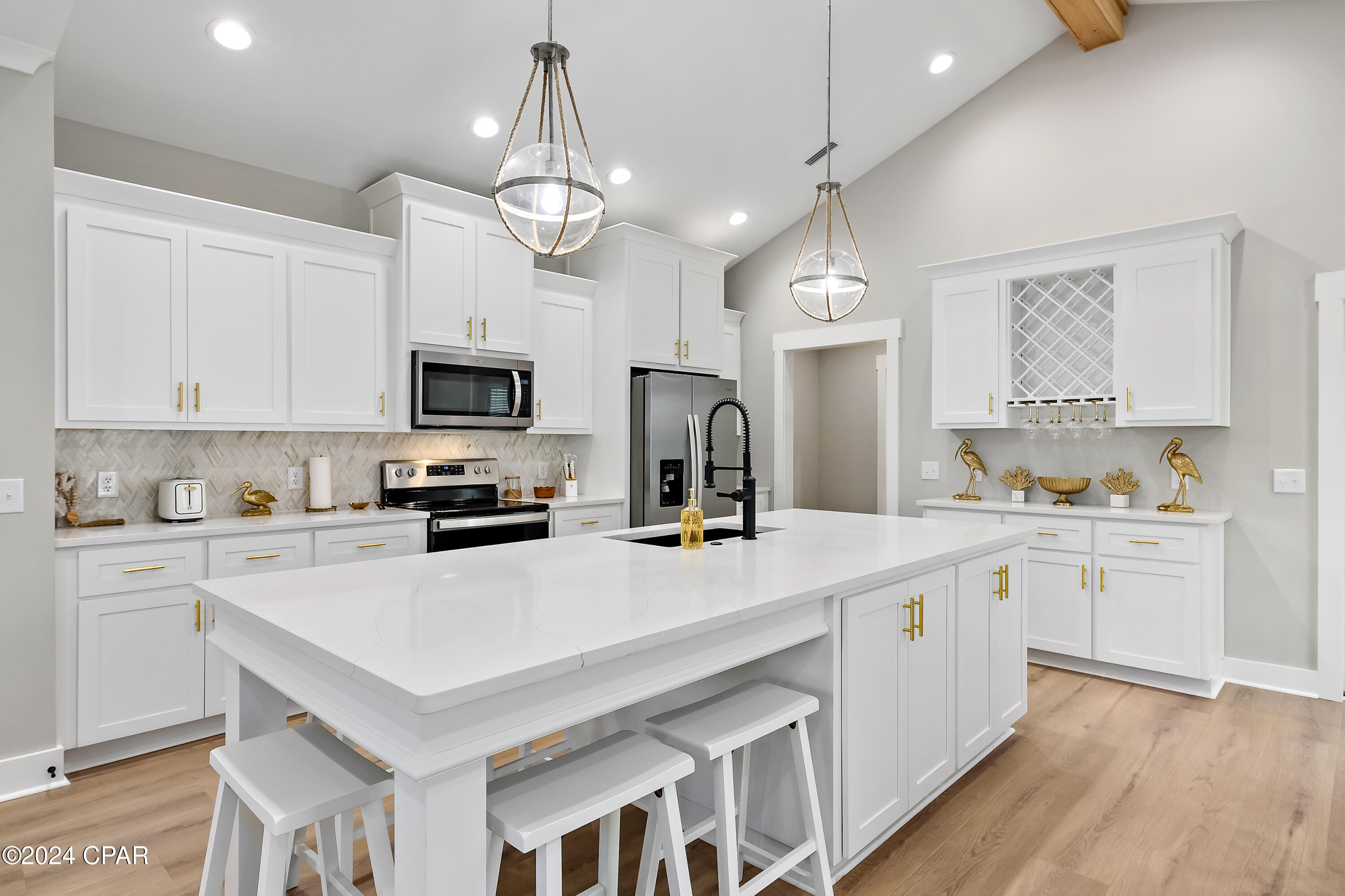 21414 Dolphin Avenue