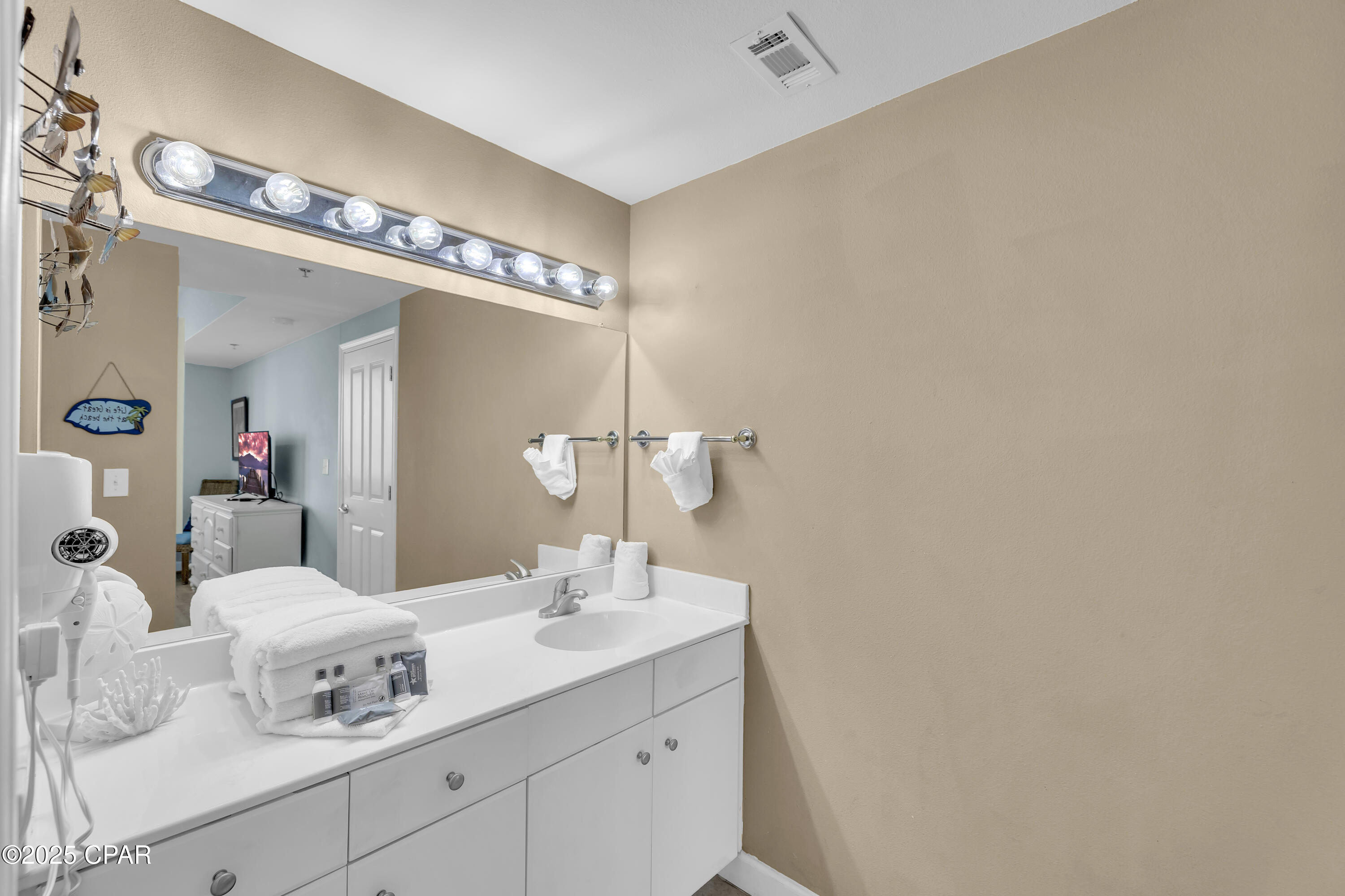 9900 S Thomas Drive 428