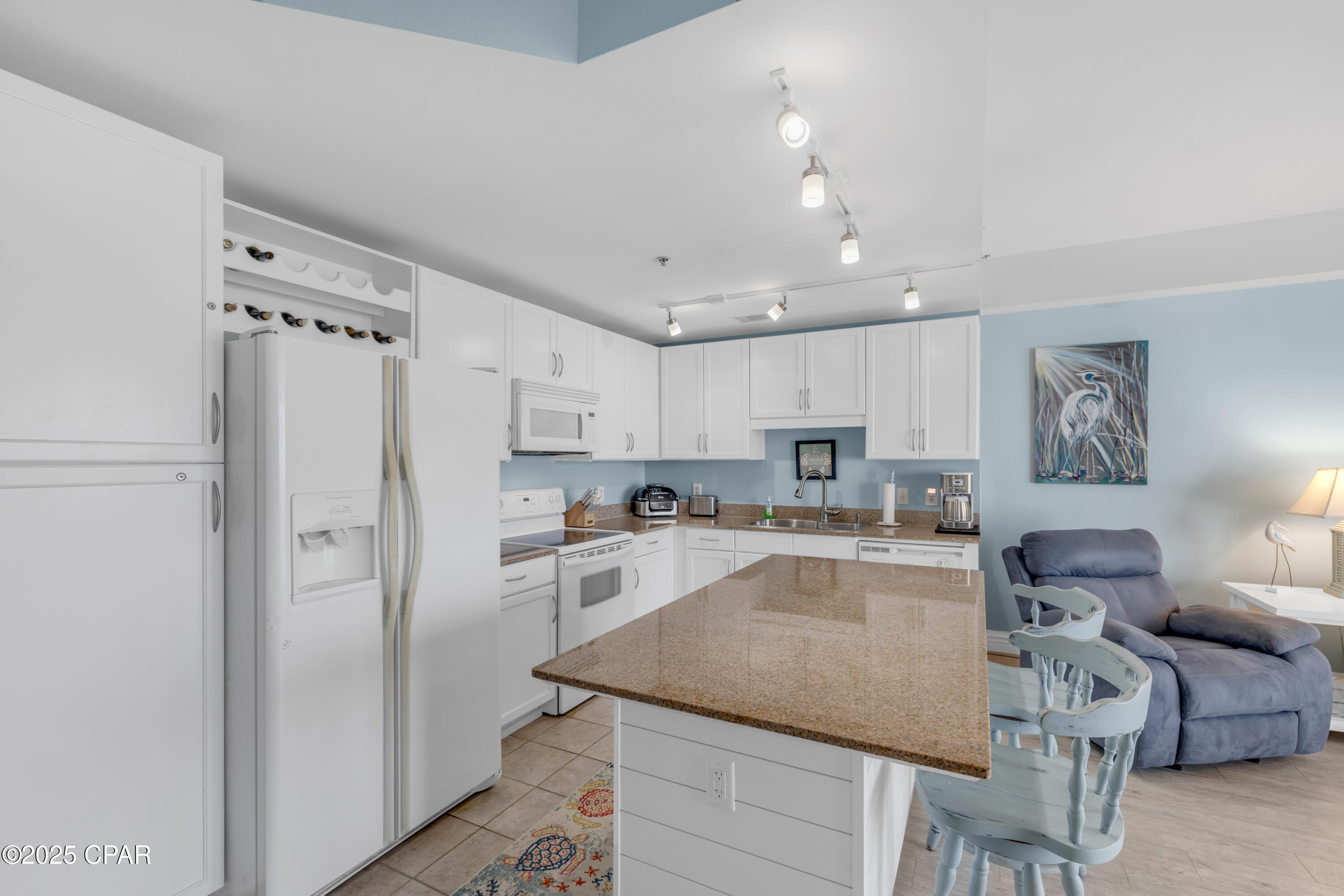 9860 S Thomas Drive 1318