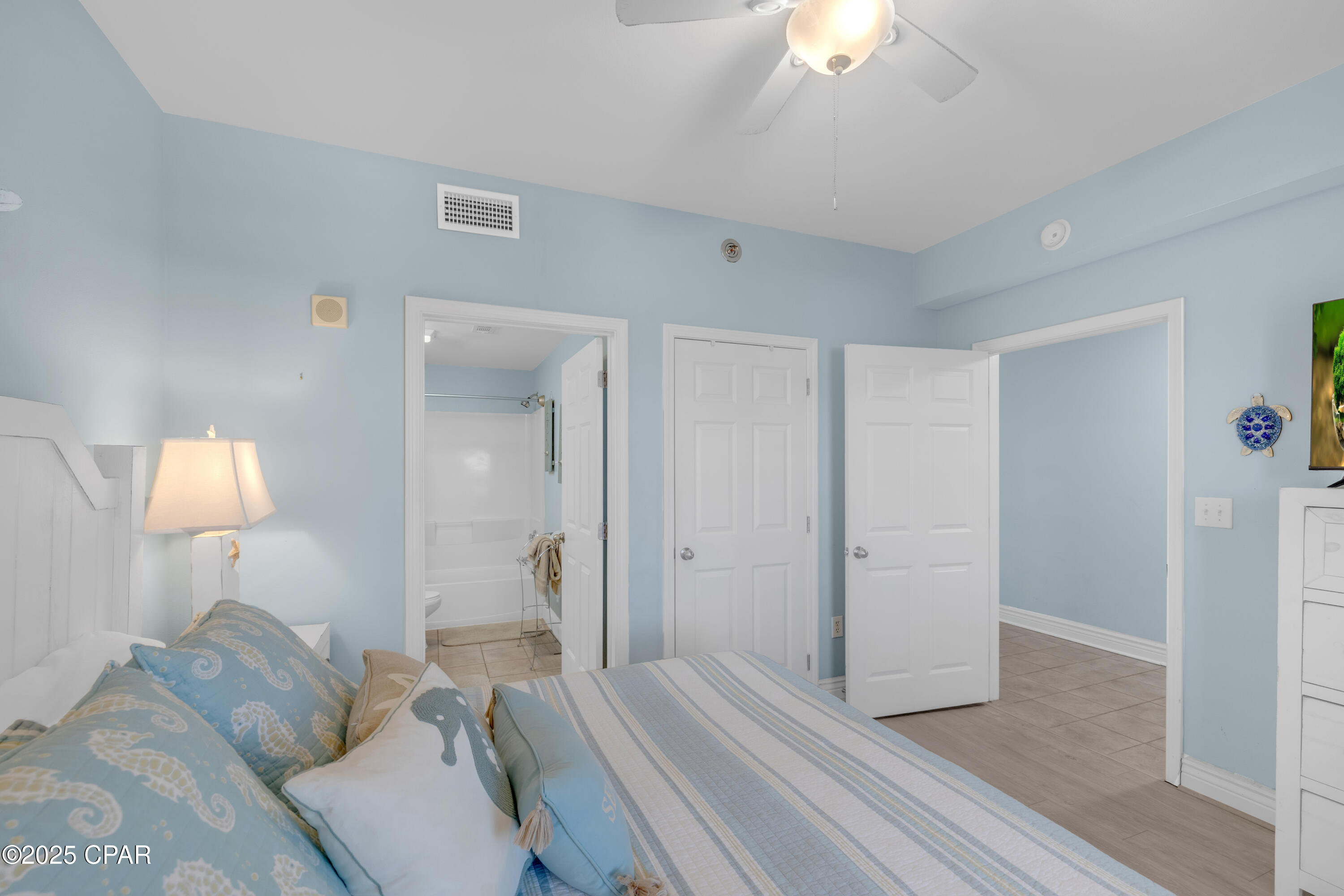 9860 S Thomas Drive 1318