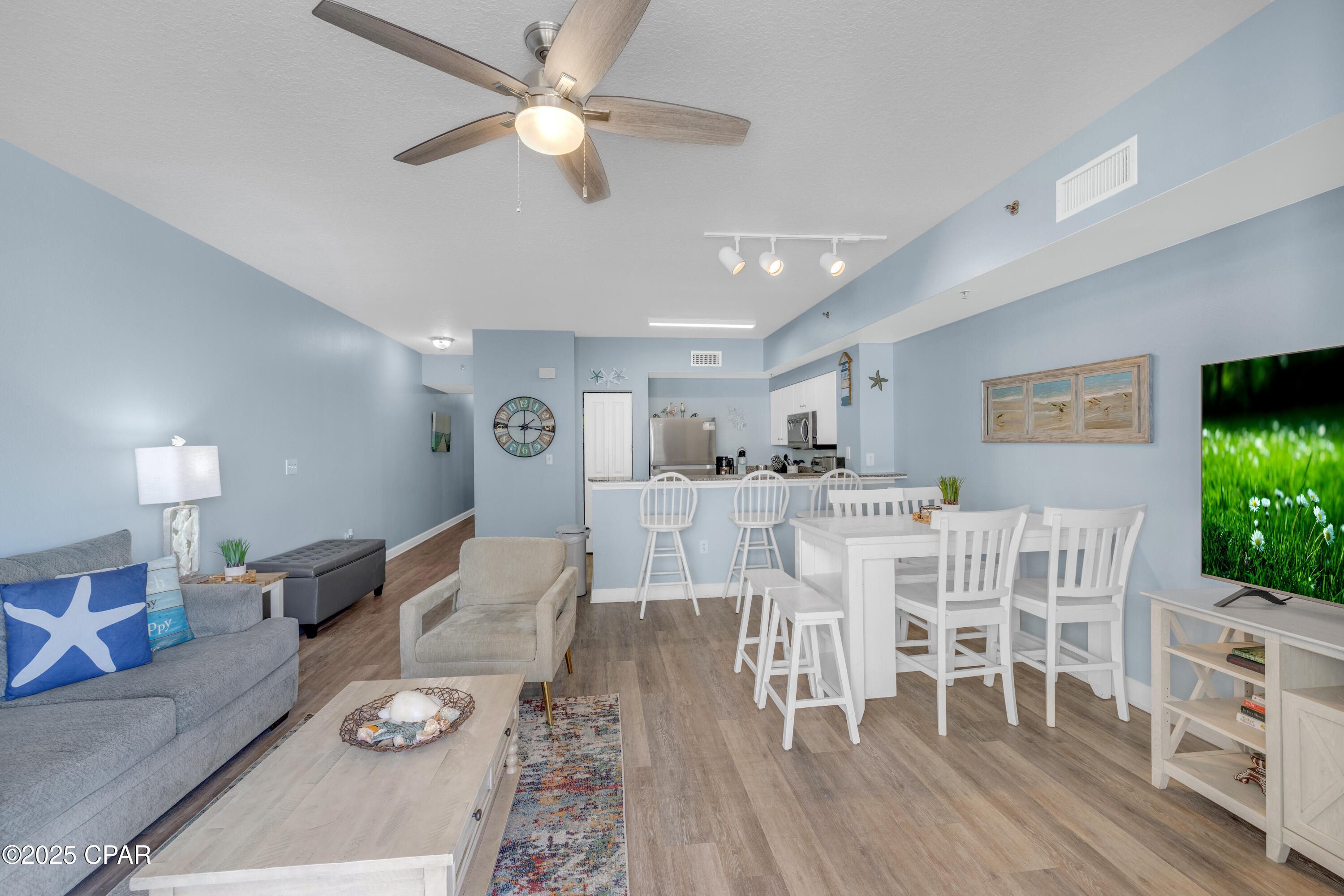 9900 S Thomas Drive 825