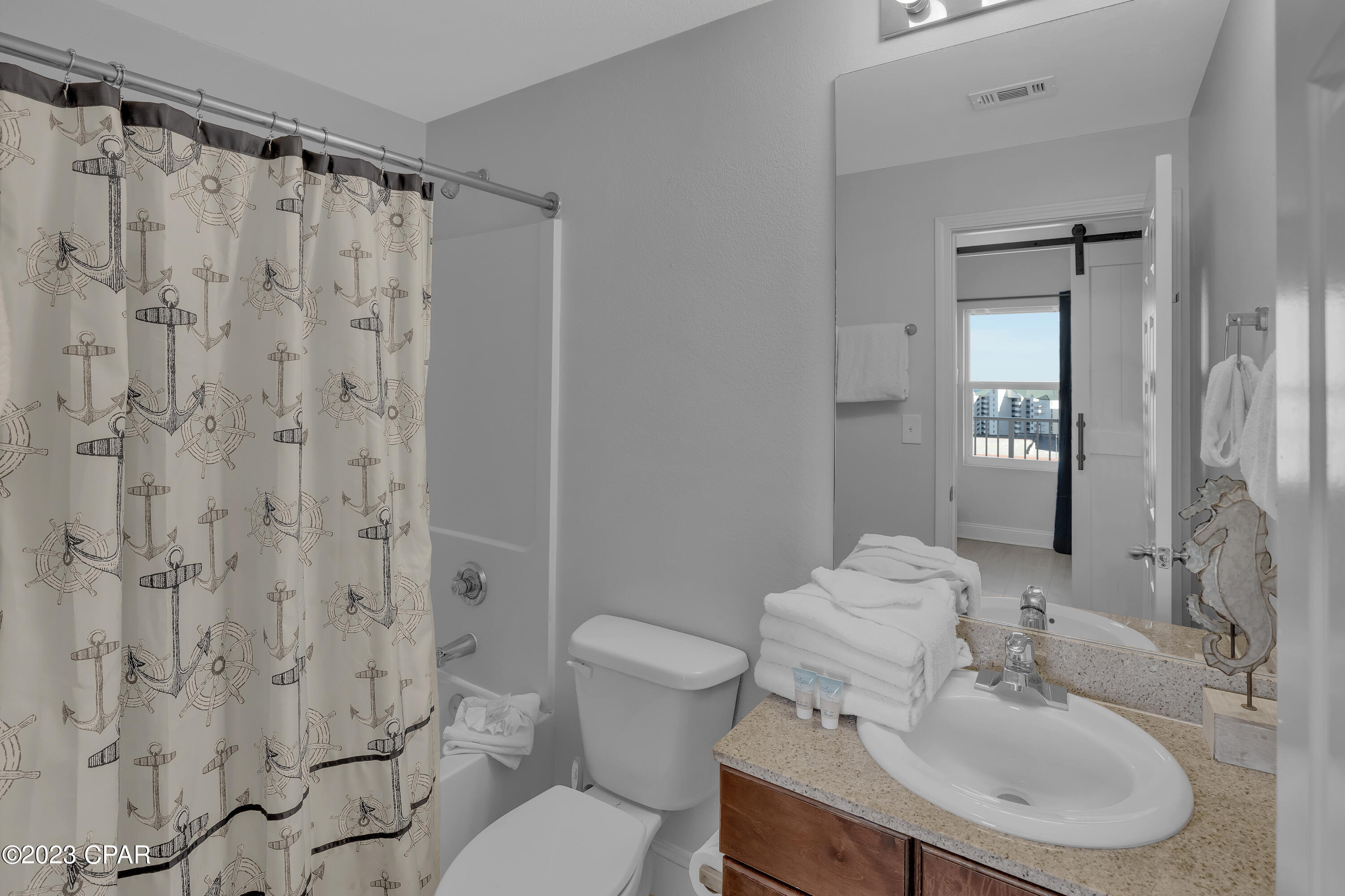 9902 S Thomas Drive 1528